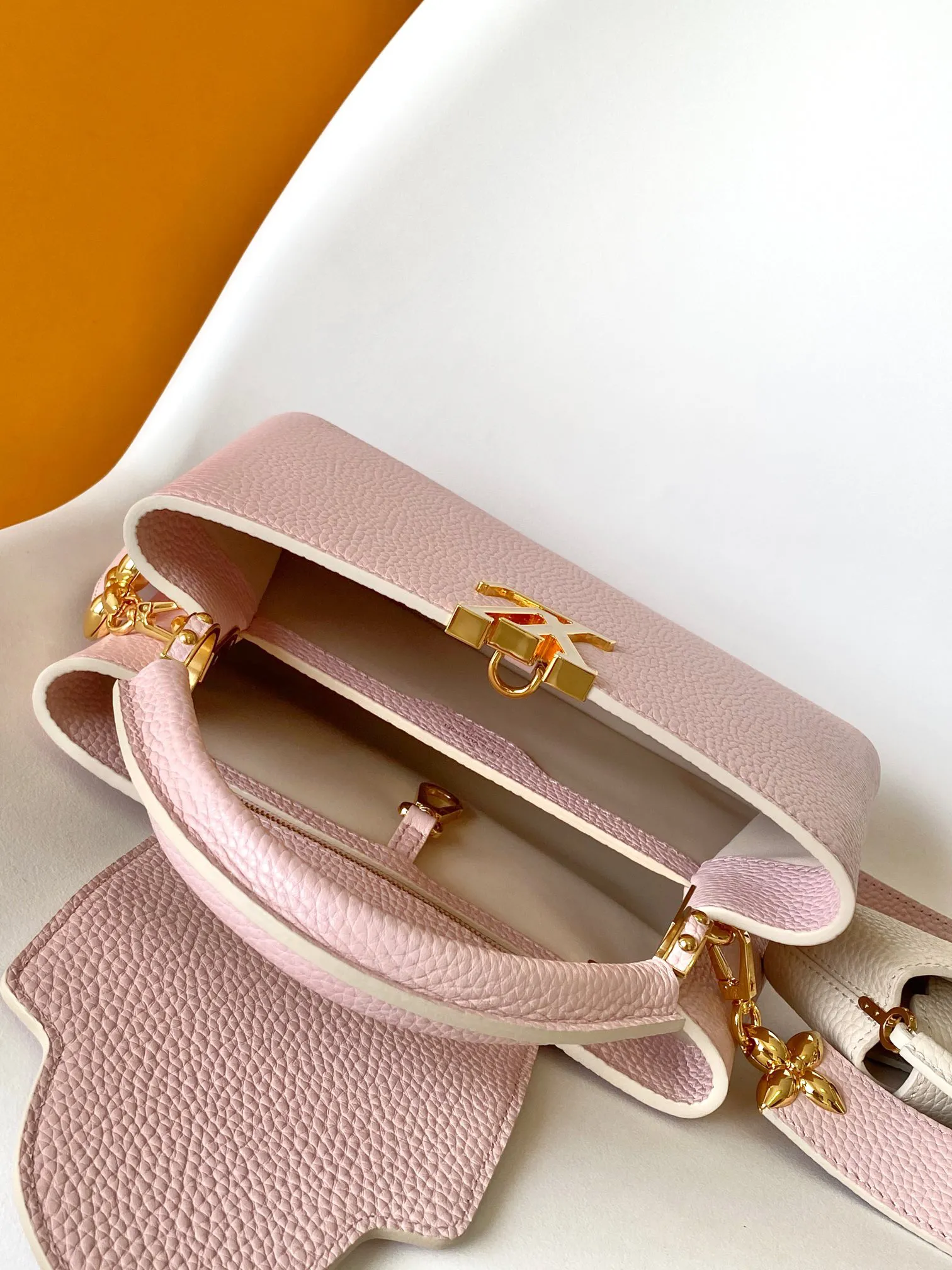 Louis Vuitton Capucines BB M21420 - 图片 10