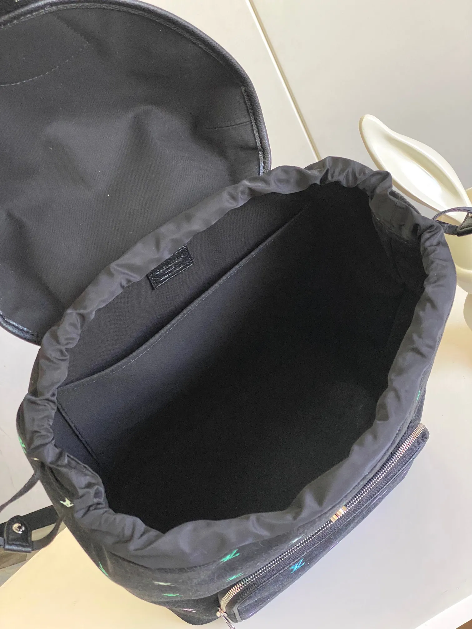 Louis Vuitton Montsouris Backpack M14135 - 图片 3