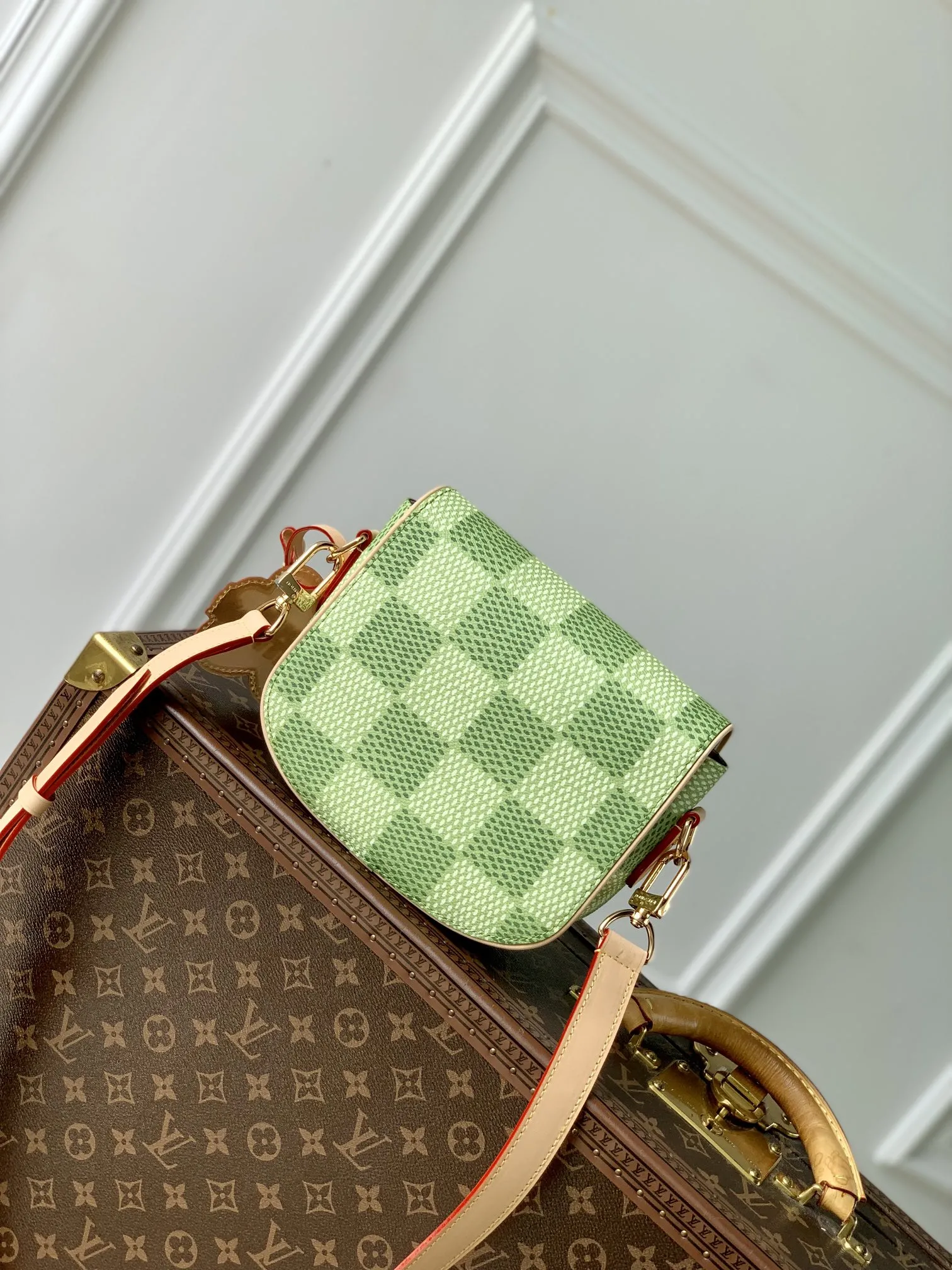 Louis Vuitton Montsouris Messenger N40665 - 图片 3