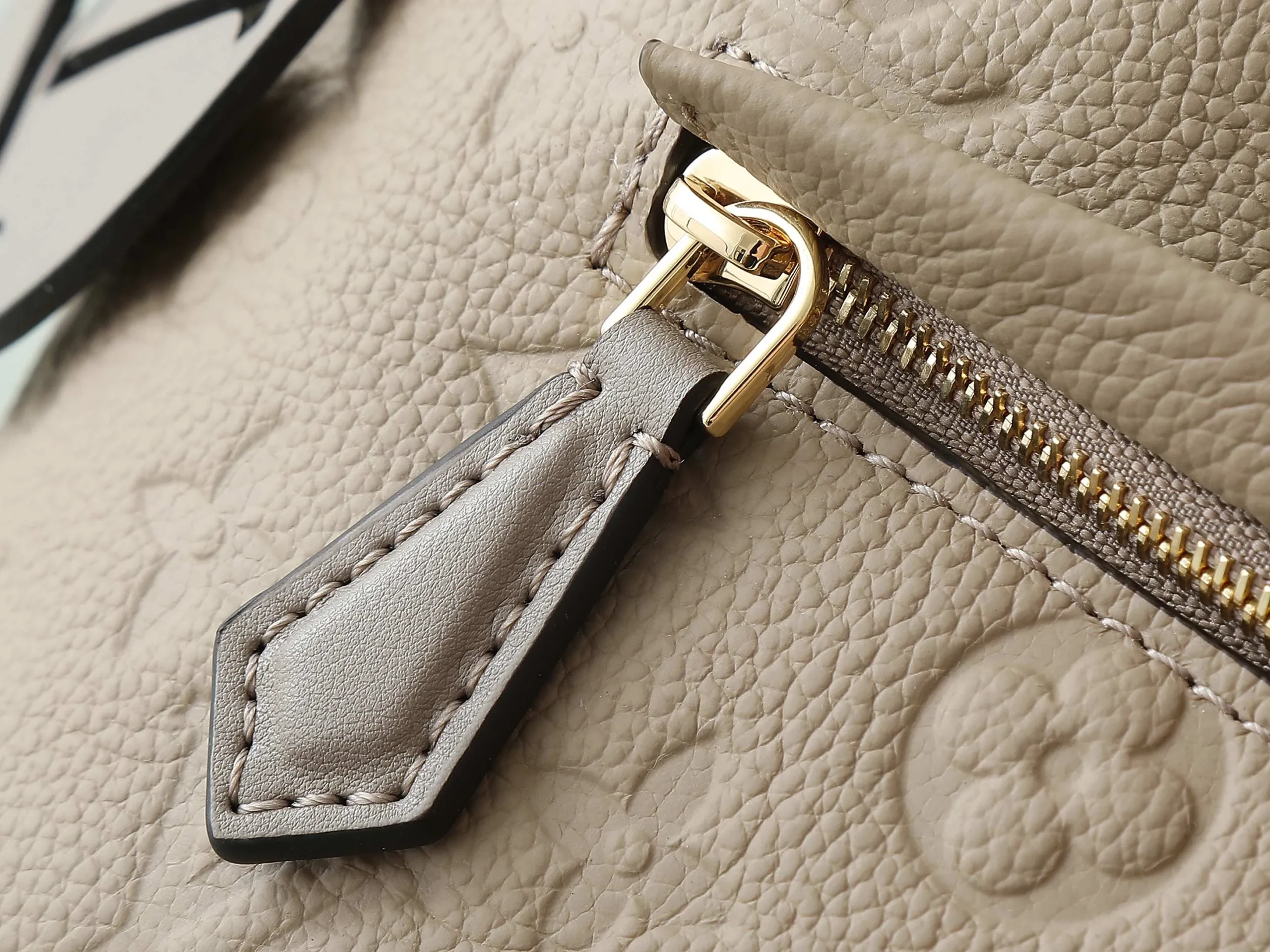 Louis Vuitton Montsouris M45410 - Image 4