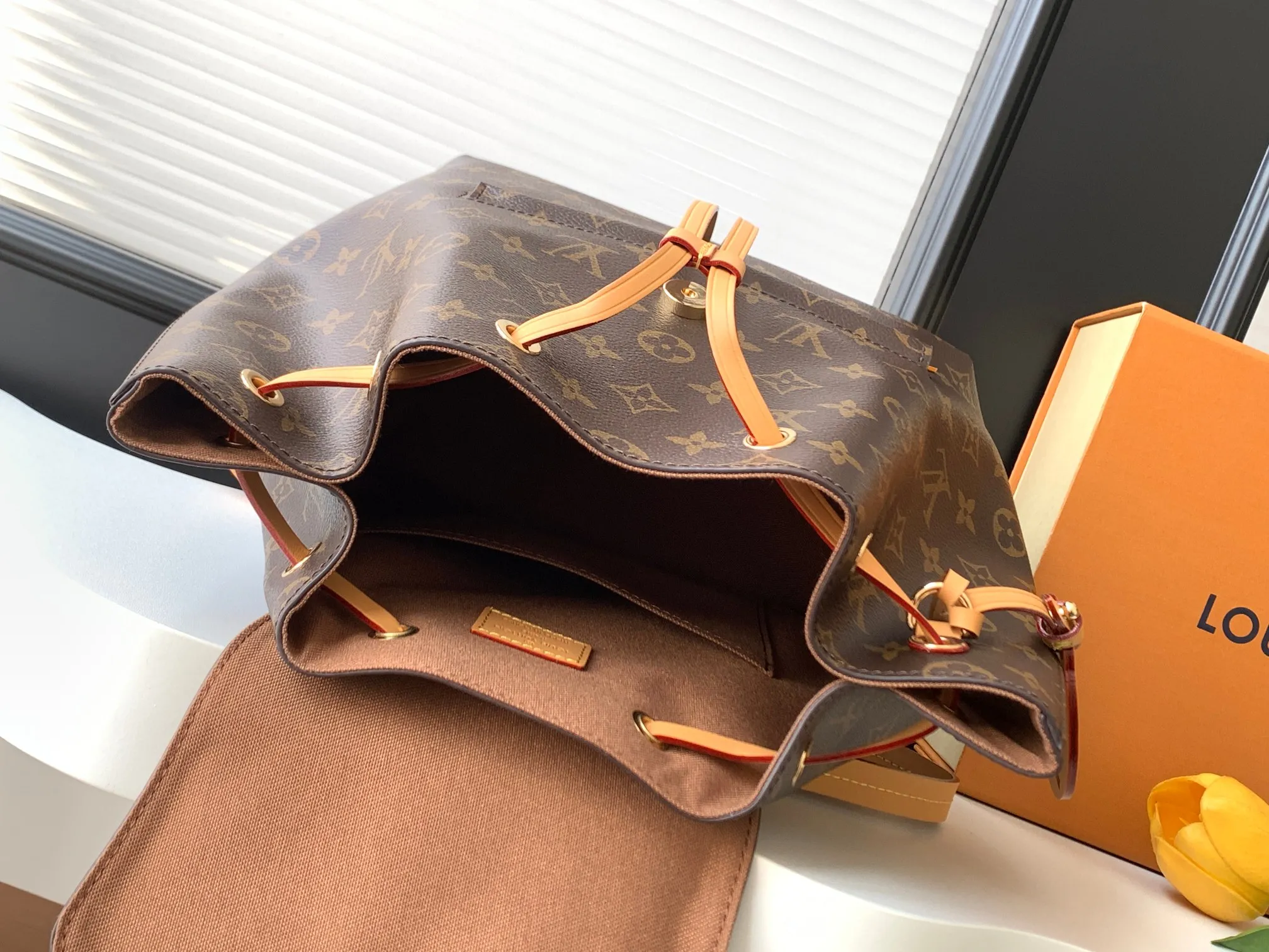 Louis Vuitton Montsouris PM M45501 - 图片 6