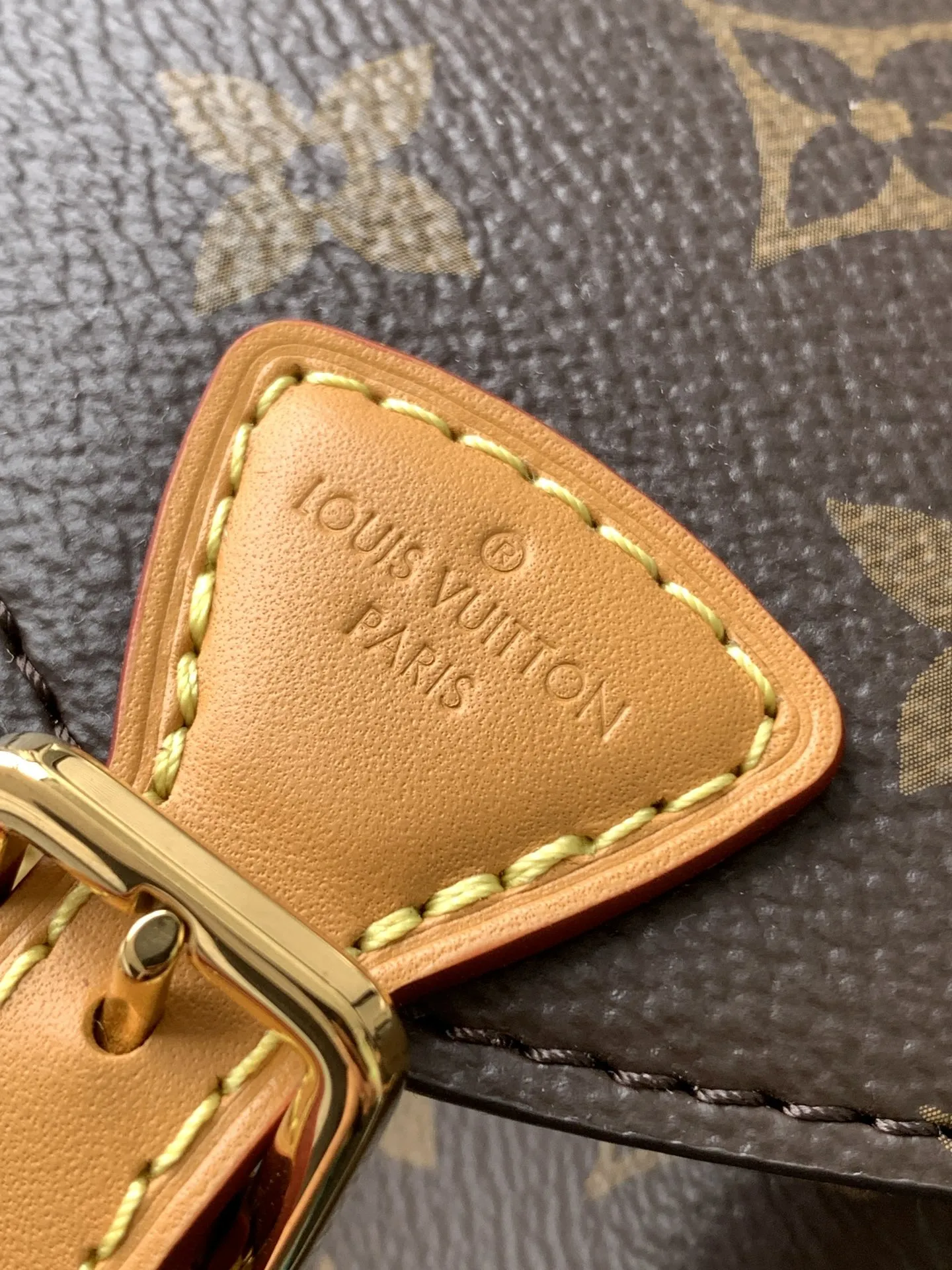 Louis Vuitton Montsouris BB M45502 - 图片 10