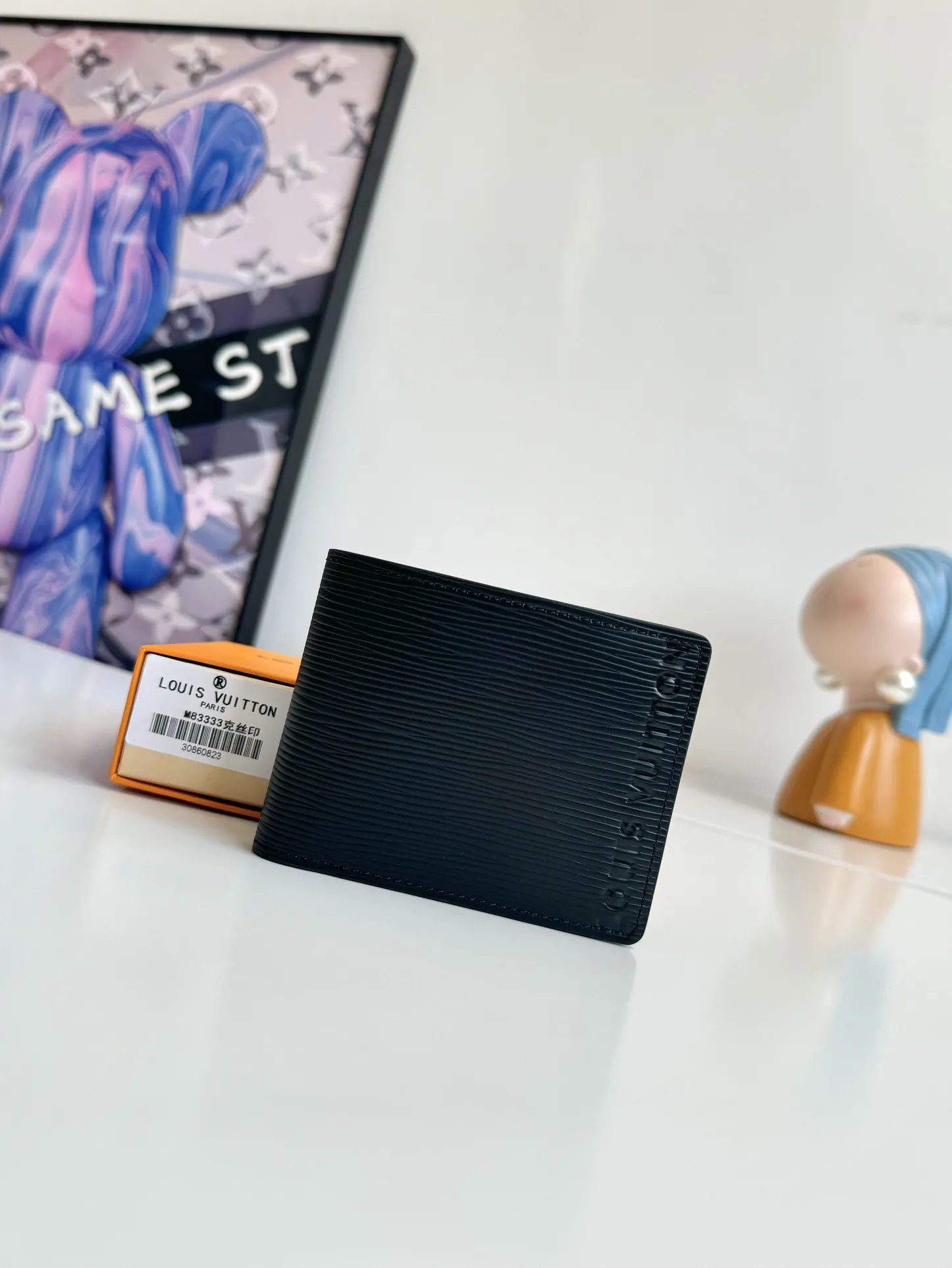 Alternative view of Louis Vuitton Multiple Wallet M83333