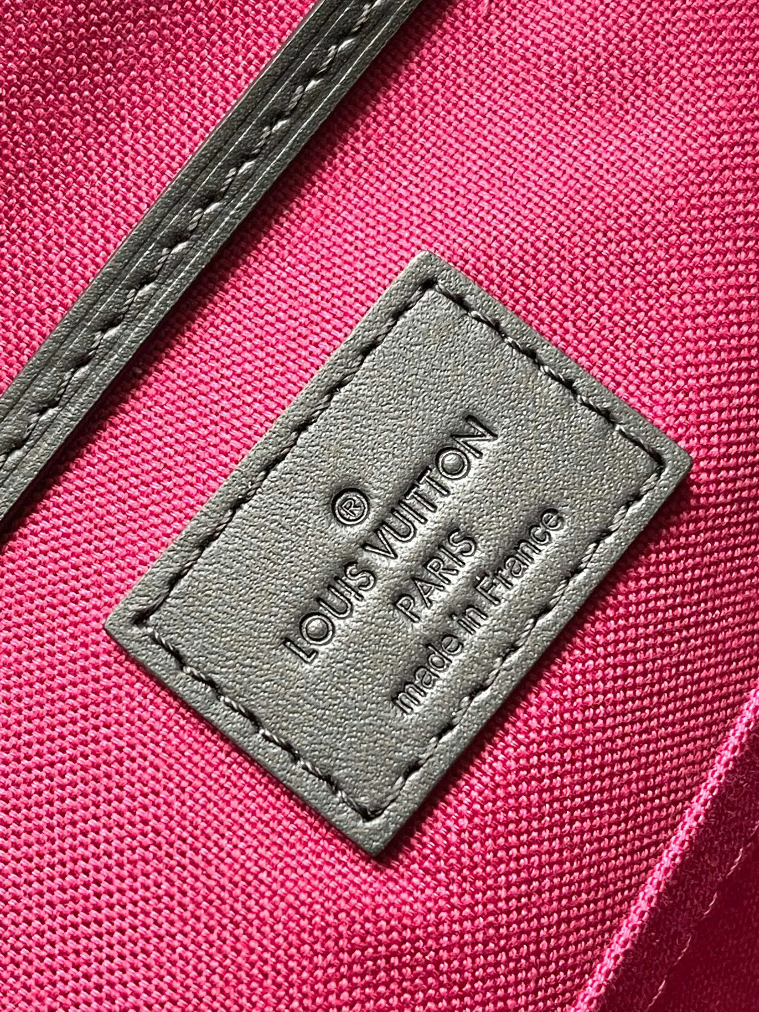 Alternative view of Louis Vuitton Montsouris BB M45516