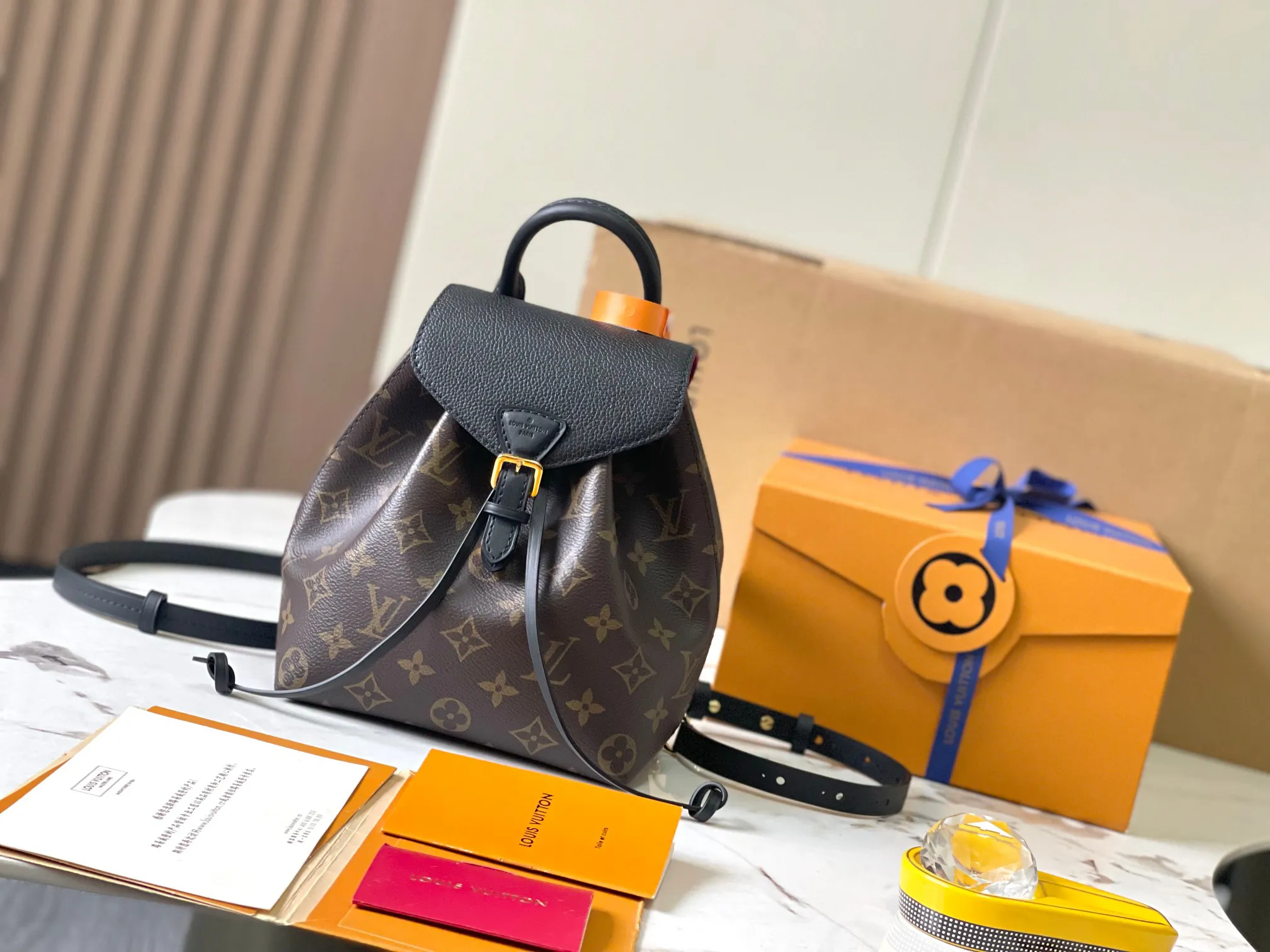 Louis Vuitton Montsouris BB M45516 - 图片 3