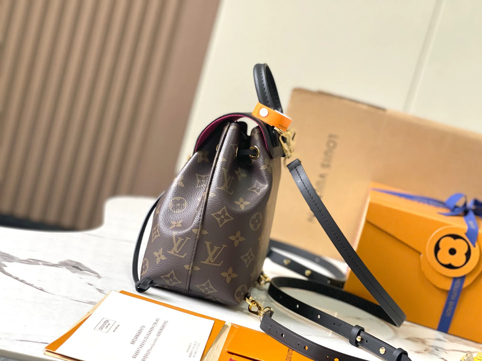 Louis Vuitton Montsouris BB M45516 - 图片 4