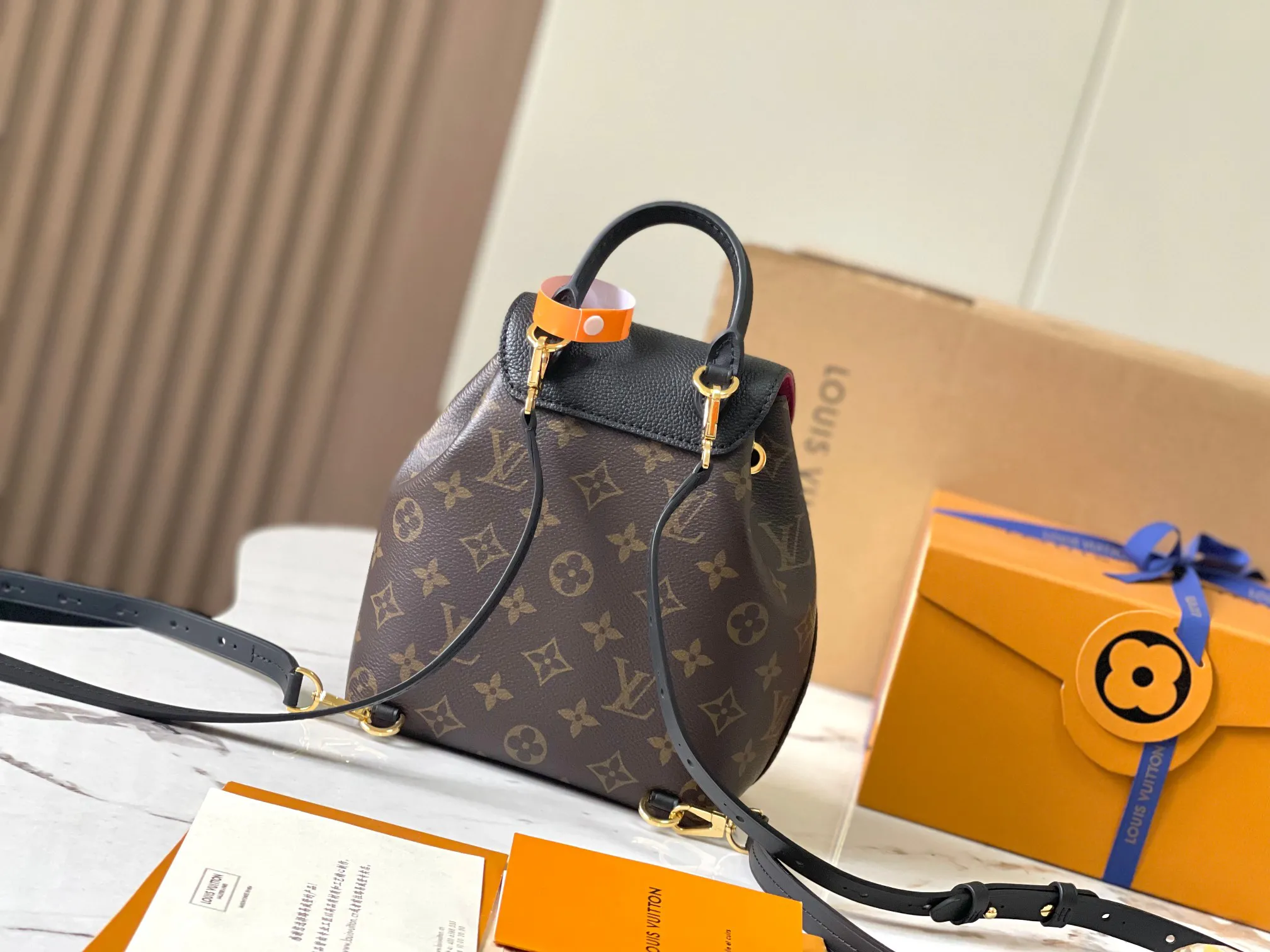 Louis Vuitton Montsouris BB M45516 - 图片 5