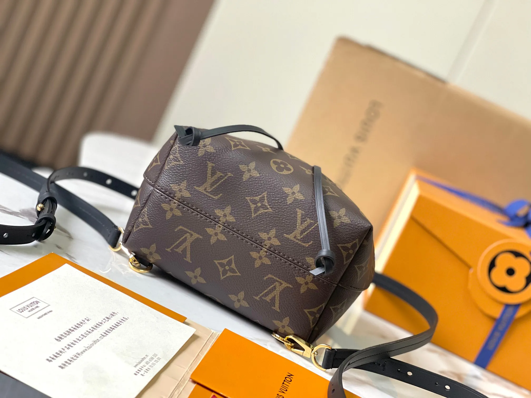 Louis Vuitton Montsouris BB M45516 - 图片 6