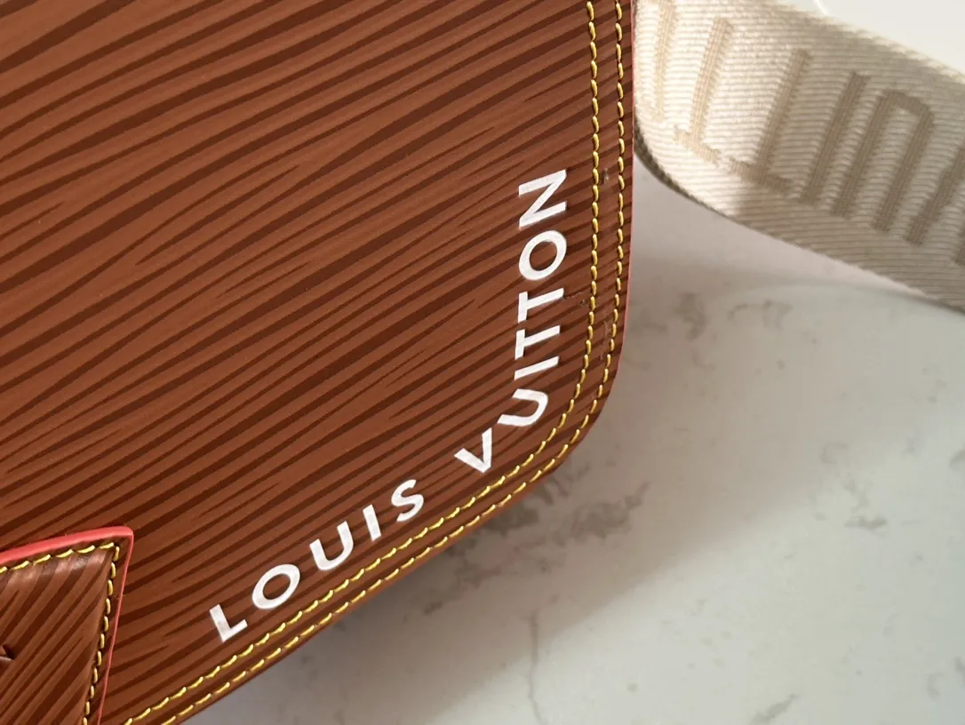 Louis Vuitton Montsouris Messenger M23097 - 图片 3