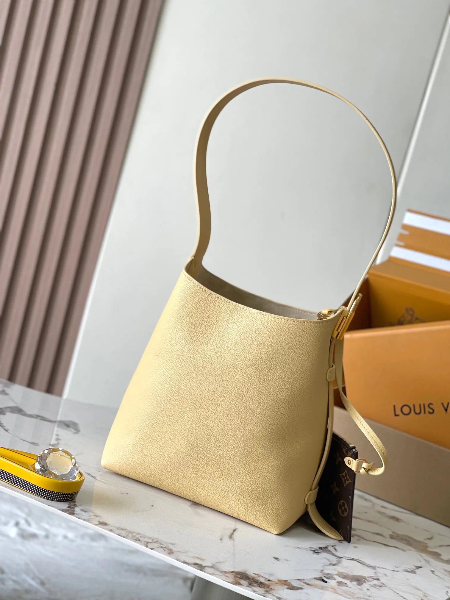 Louis Vuitton Low Key Hobo PM M25353 - 图片 6