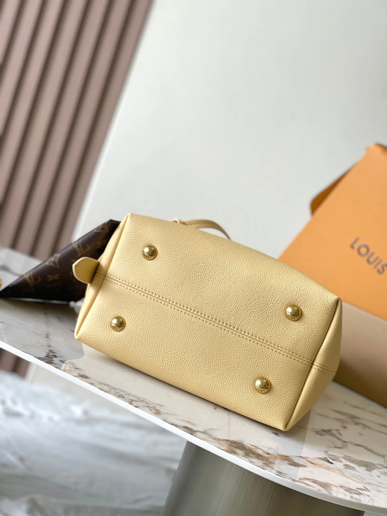 Louis Vuitton Low Key Hobo PM M25353 - 图片 7