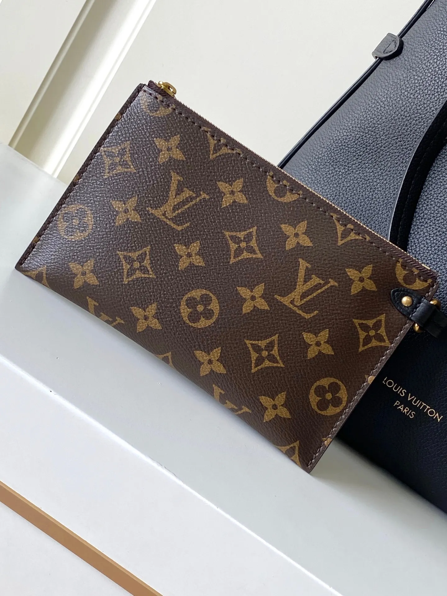 Louis Vuitton Low Key Hobo PM M25352 - 图片 8