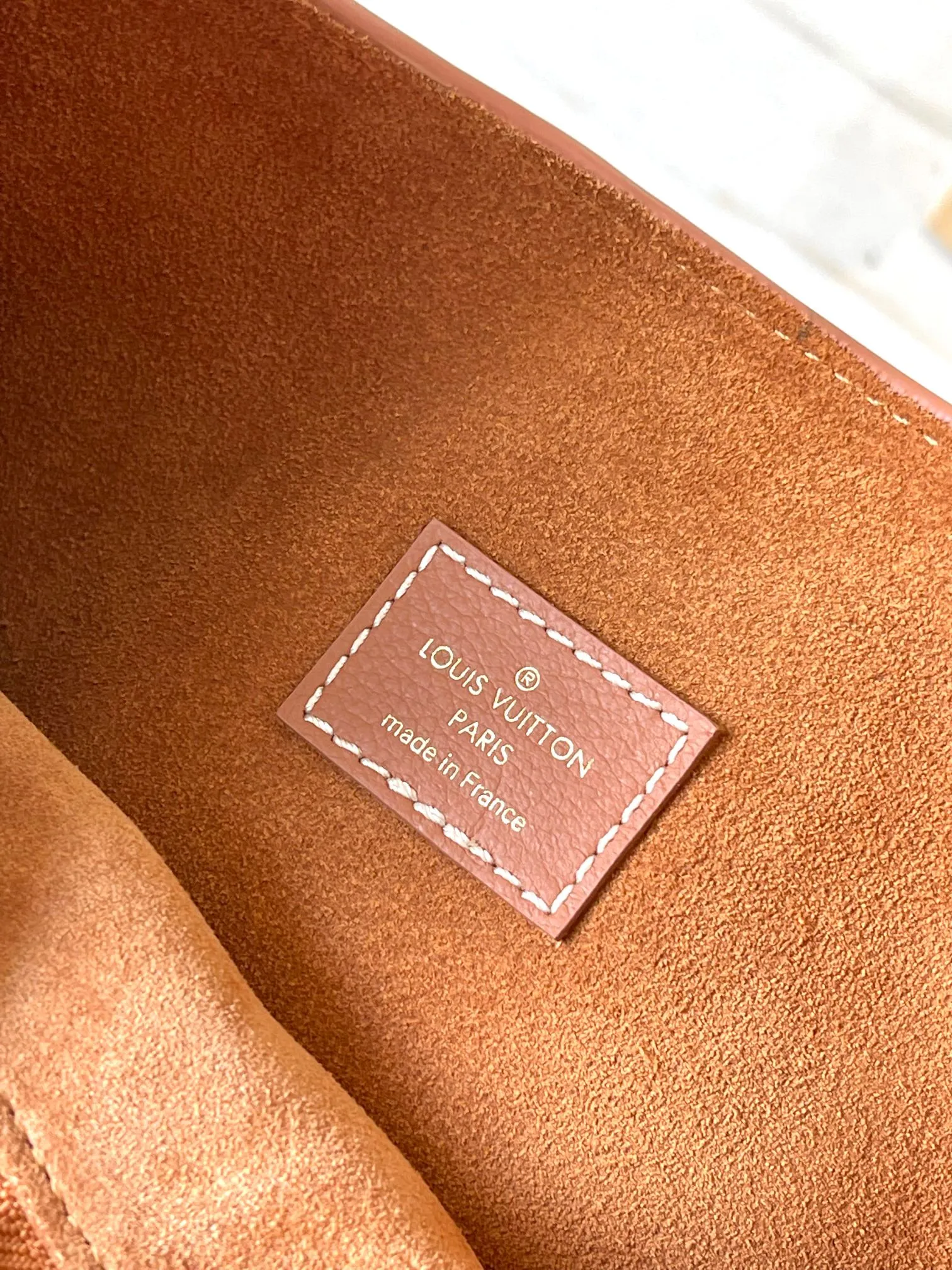 Louis Vuitton Low Key Shoulder Bag M24885 - 图片 6
