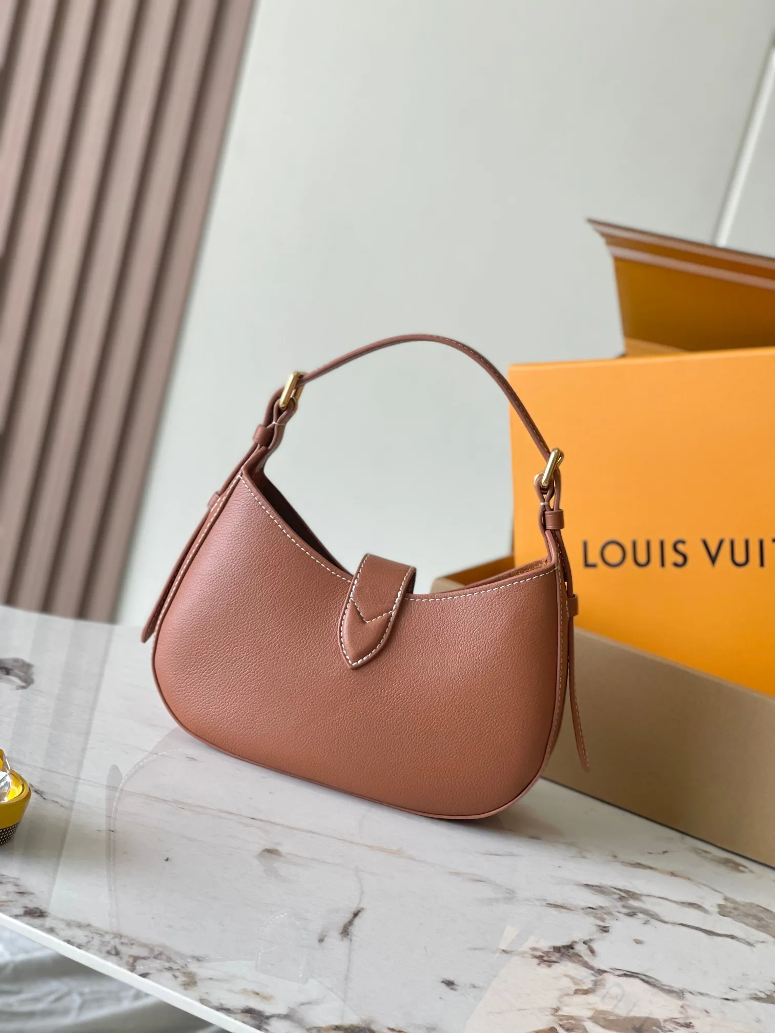 Louis Vuitton Low Key Shoulder Bag M24885 - 图片 10