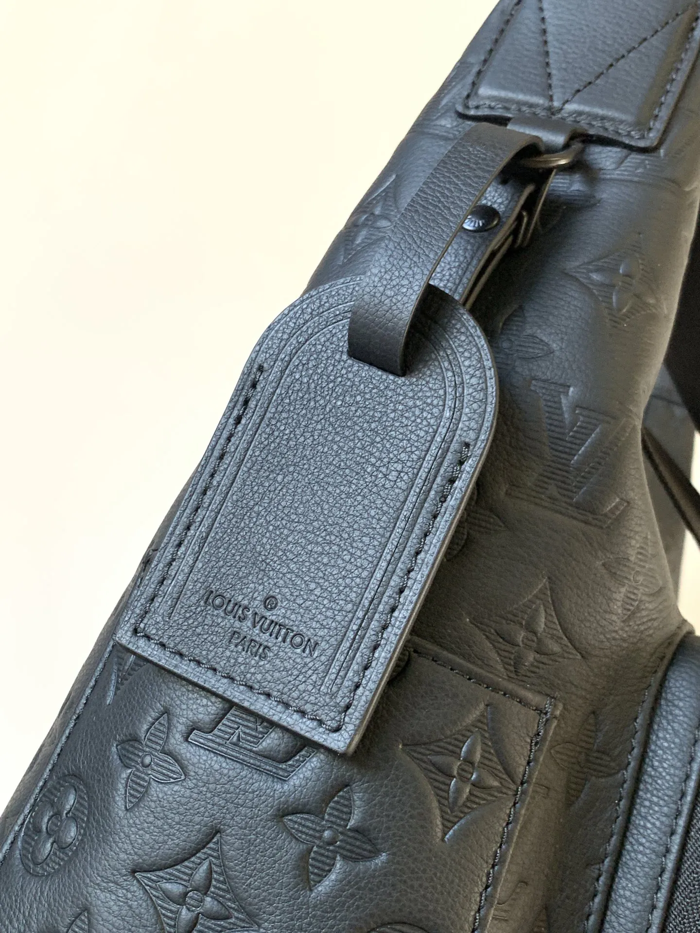 Louis Vuitton Hobo Cargo M14778 - 图片 7