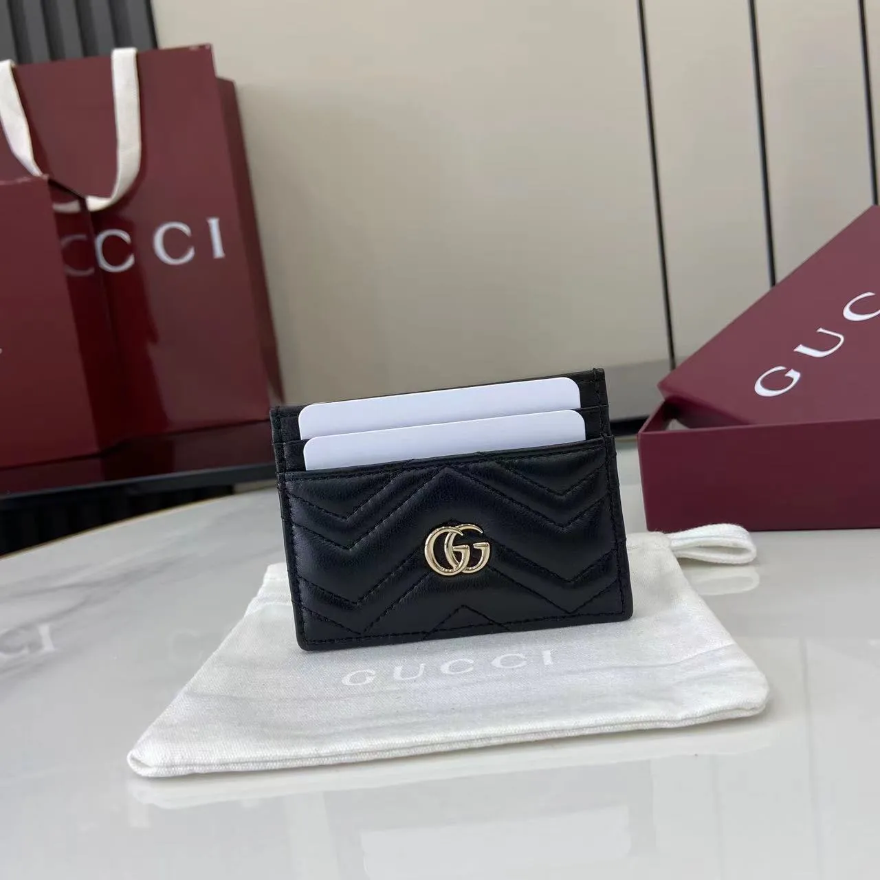 Alternative view of Gucci GG Marmont card case 443127