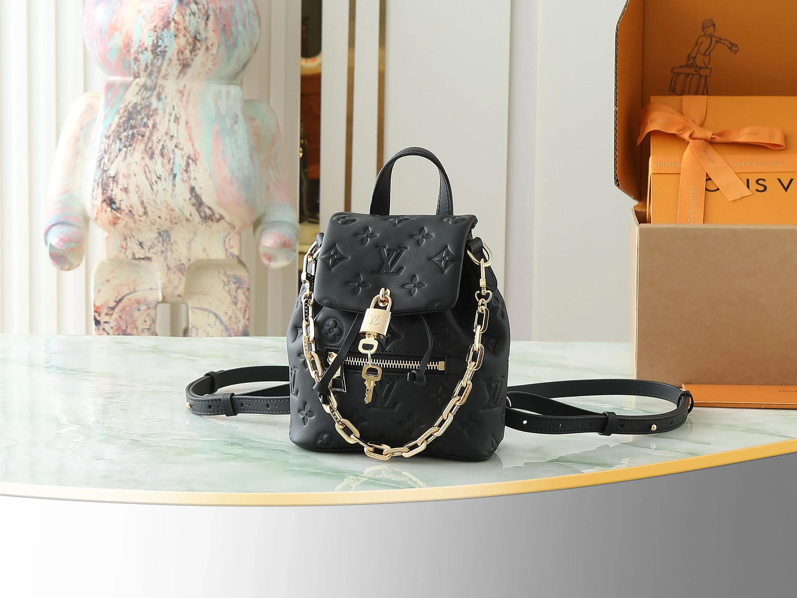 Louis Vuitton Coussin Backpack Mini M13387 - 图片 3