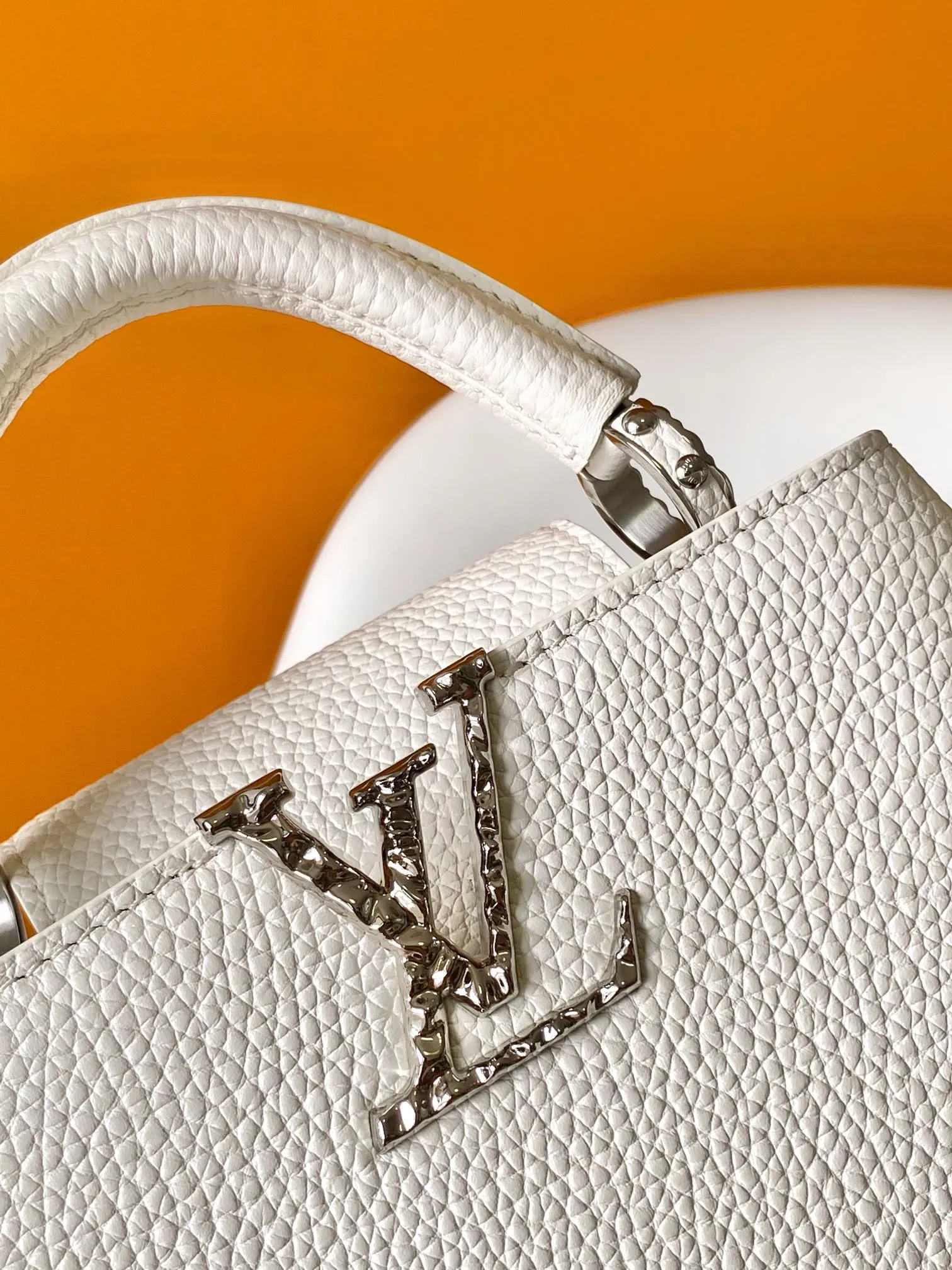 Louis Vuitton Capucines East-West Mini M24671 - 图片 8
