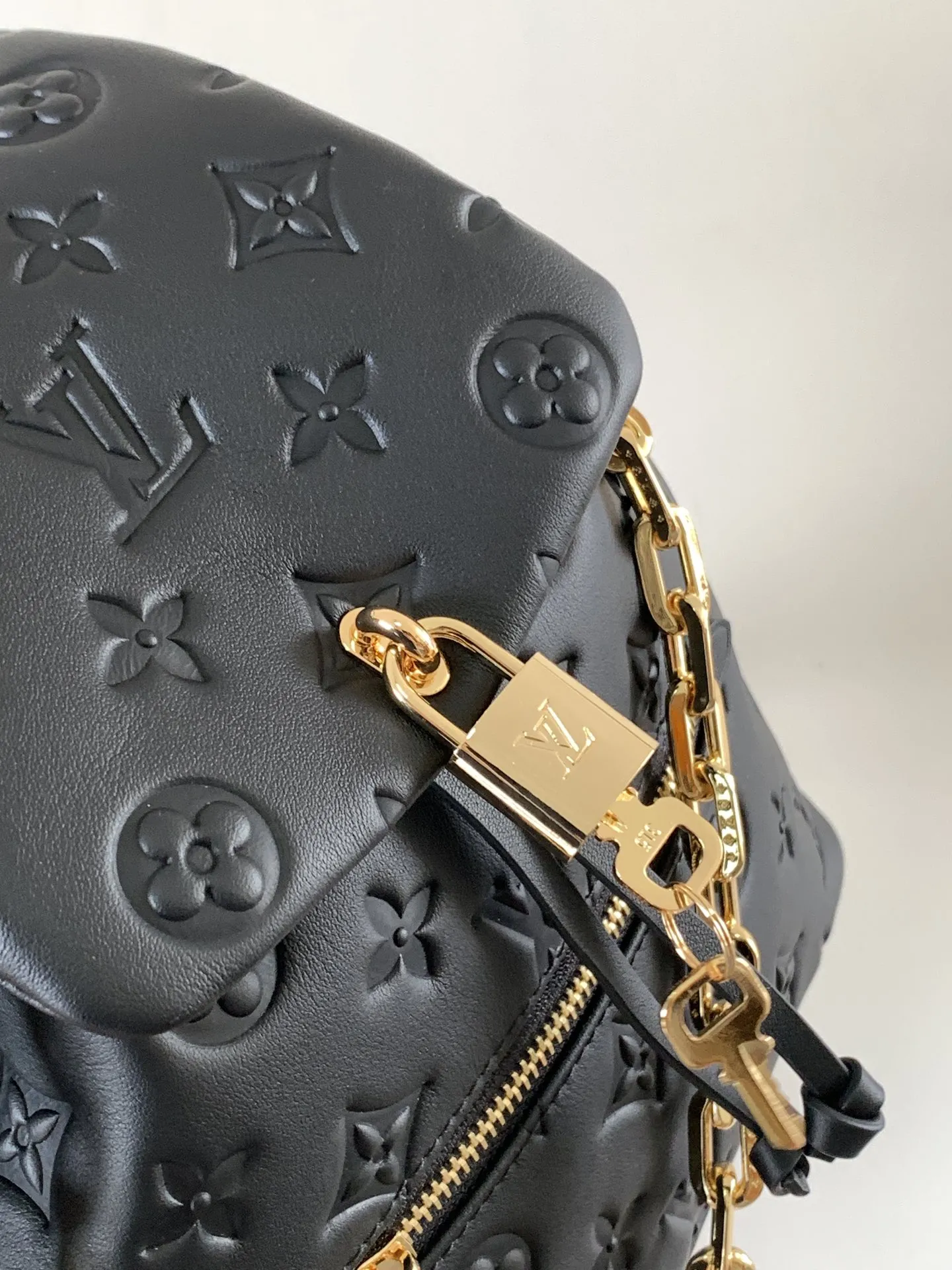 Louis Vuitton Coussin Backpack PM M13357 - Image 9