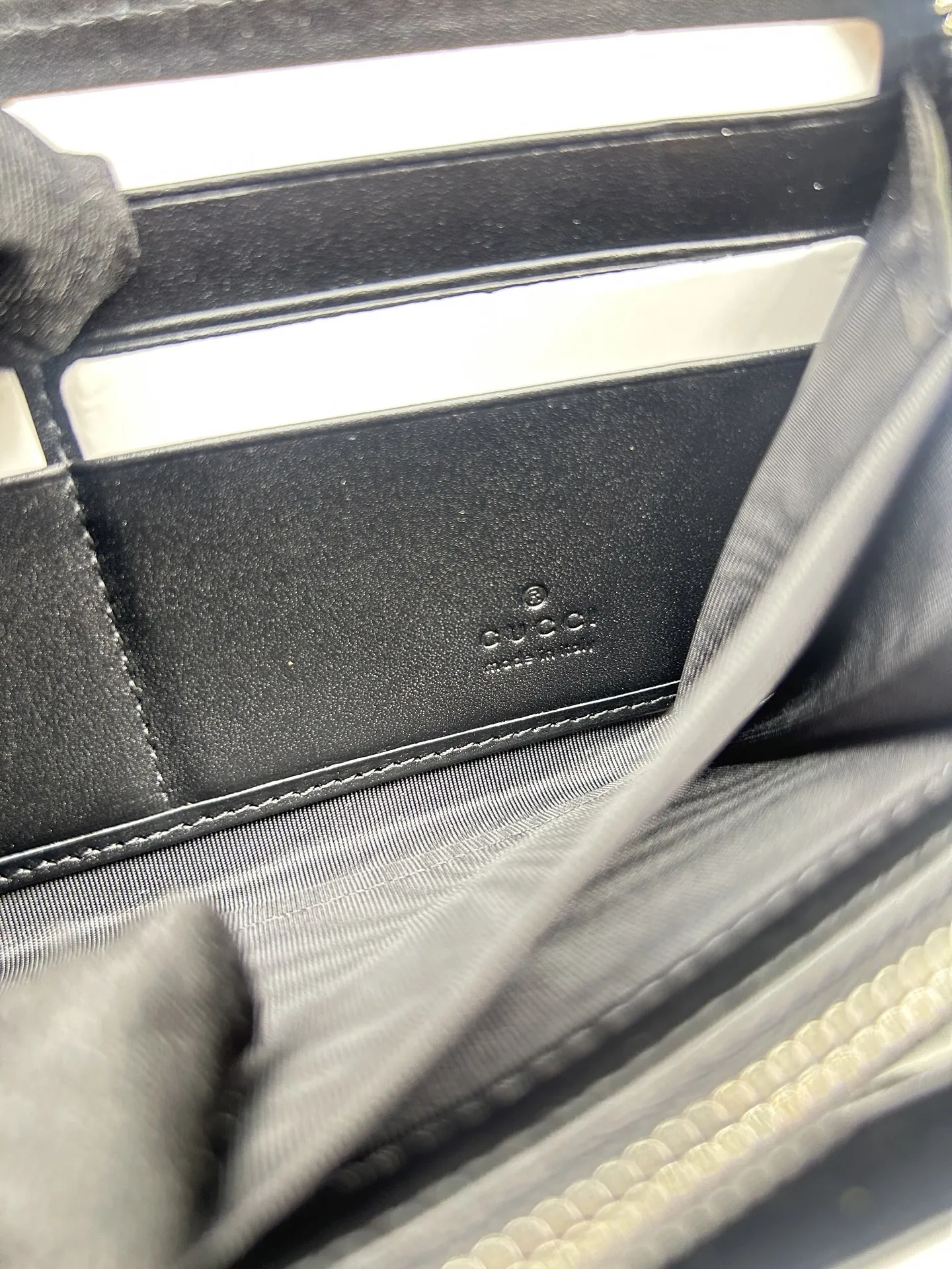 Gucci Imprint zip around wallet 835003 - Image 10
