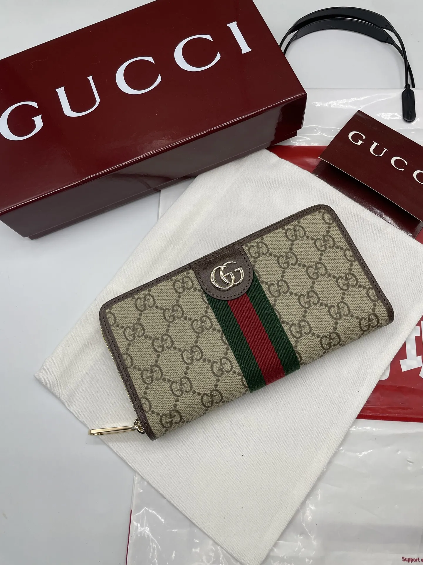 Alternative view of Gucci Ophidia zip around wallet 838484