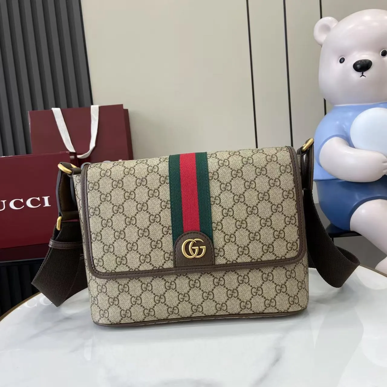 Alternative view of Gucci Ophidia medium messenger bag 834467