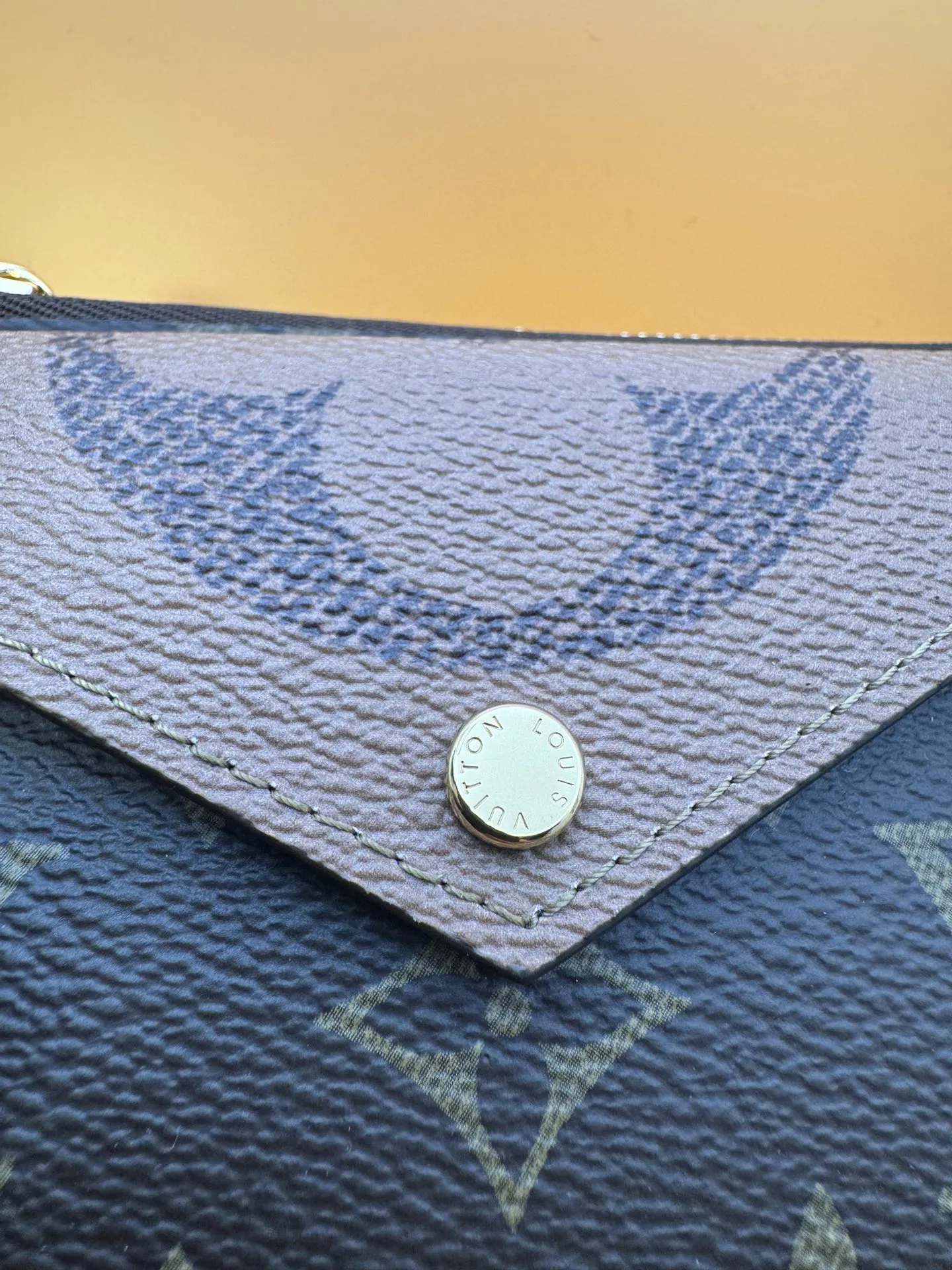 Louis Vuitton Card Holder Recto Verso M81303 - Image 14