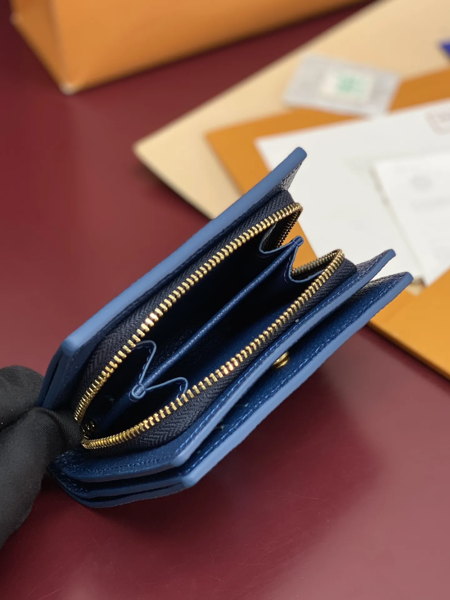 Louis Vuitton Cléa Wallet M82329 - 图片 8