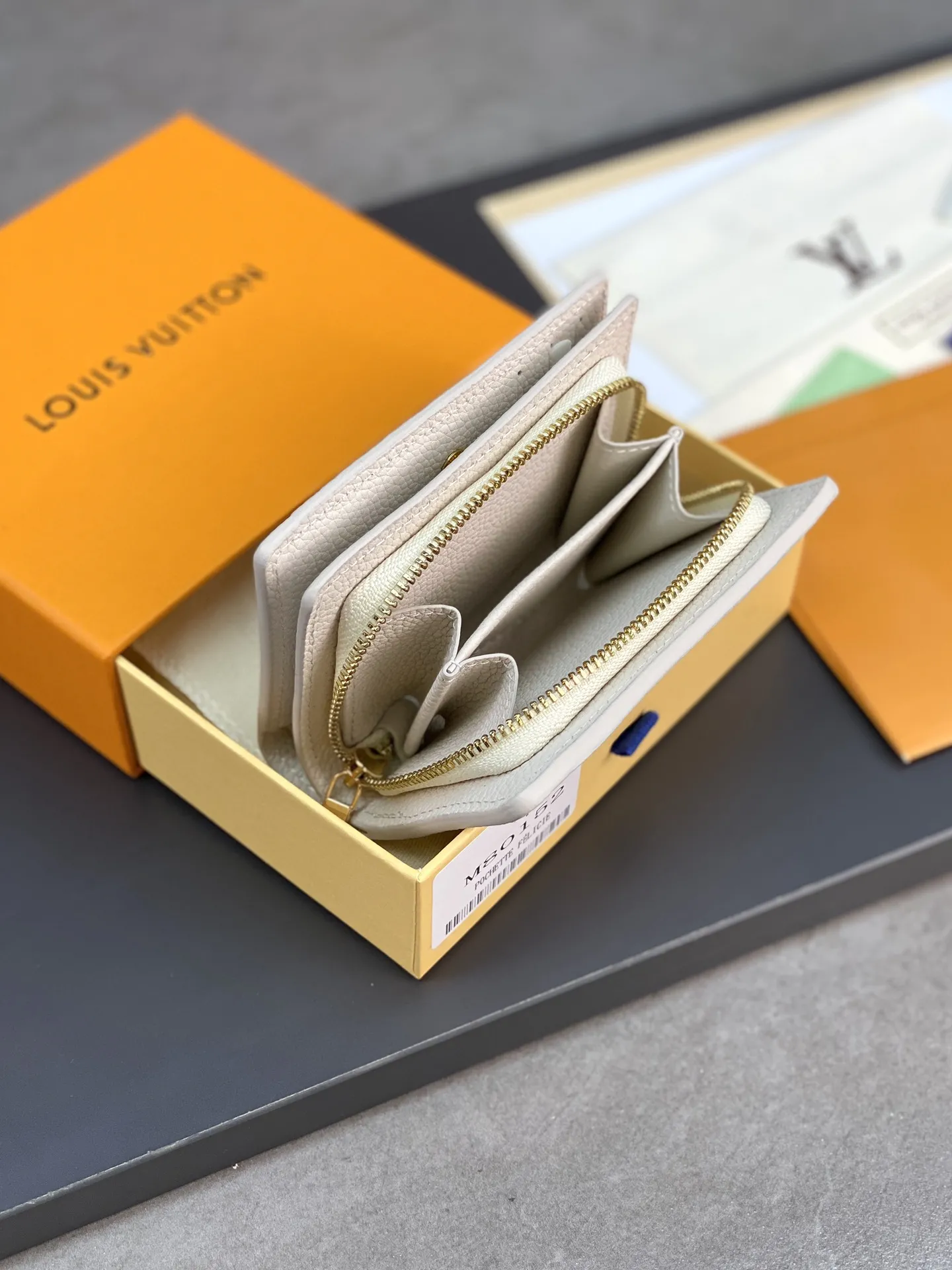 Louis Vuitton Cléa Wallet M81927 - 图片 5