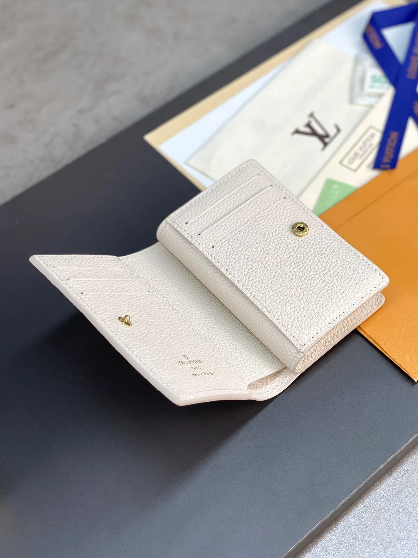 Louis Vuitton Cléa Wallet M81927 - 图片 7