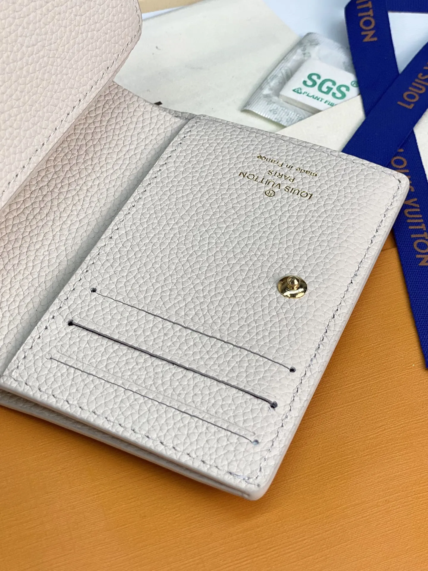 Louis Vuitton Cléa Wallet M81927 - 图片 9