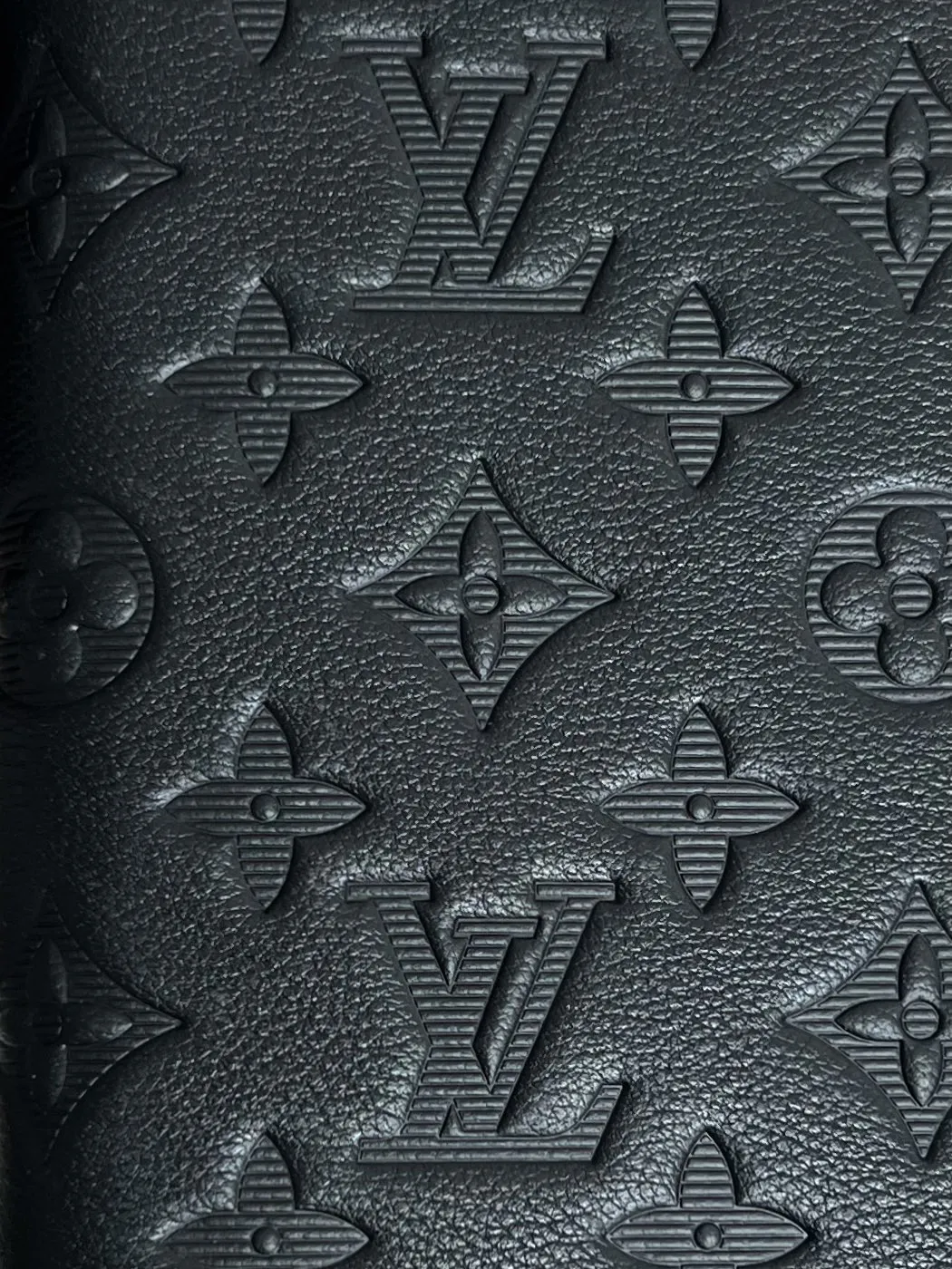 Louis Vuitton Zippy Wallet Vertical M62902 - Image 11