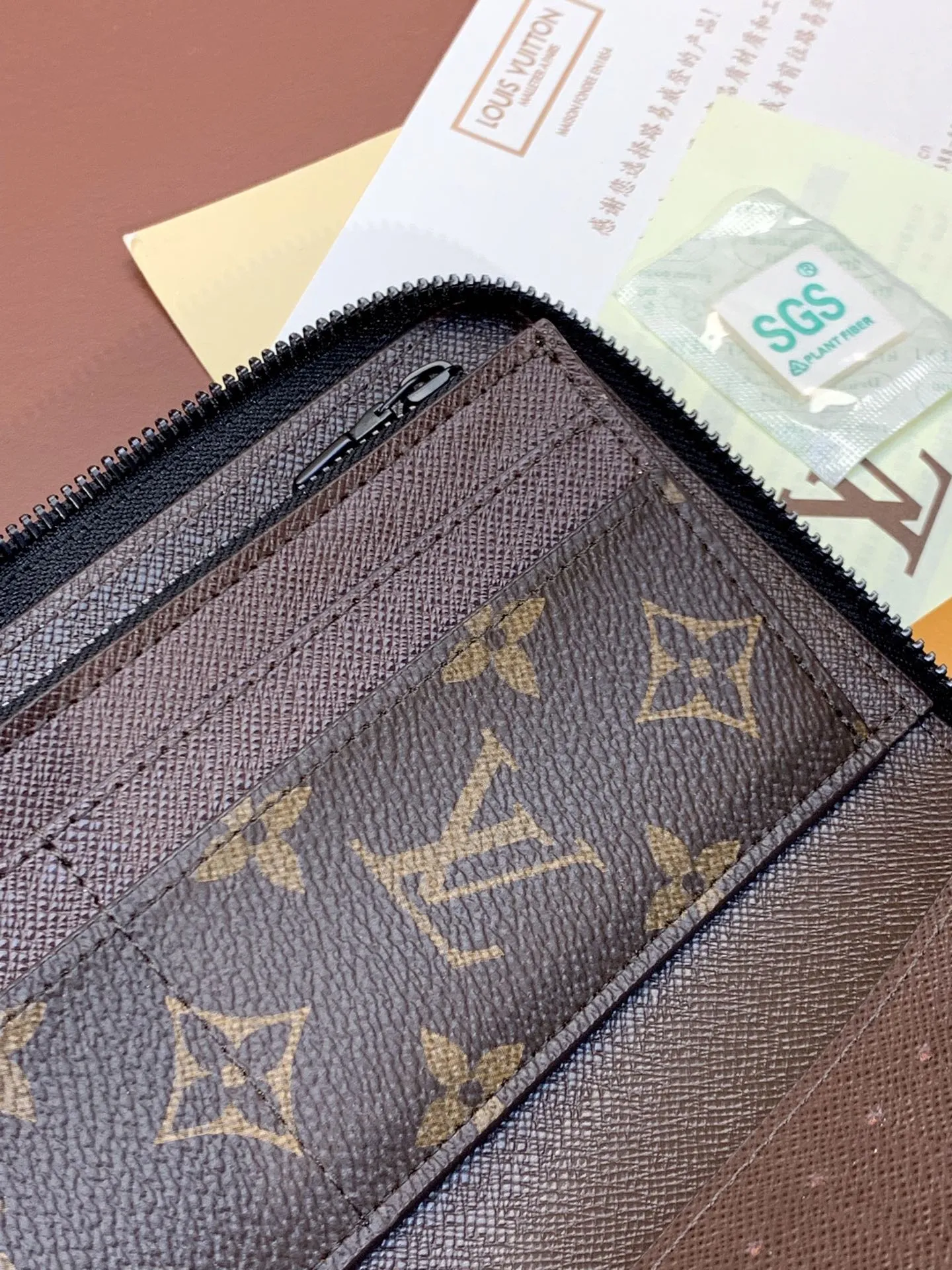 Louis Vuitton Zippy Wallet M82799 - Image 9