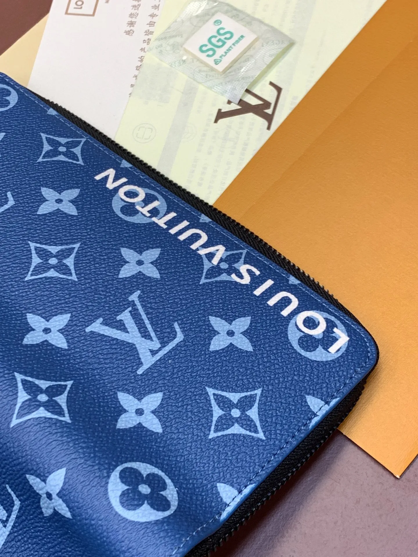 Louis Vuitton Zippy Wallet M82799 - Image 10