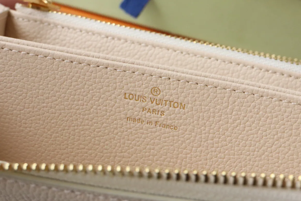 Louis Vuitton Zippy Wallet M83505 - Image 10