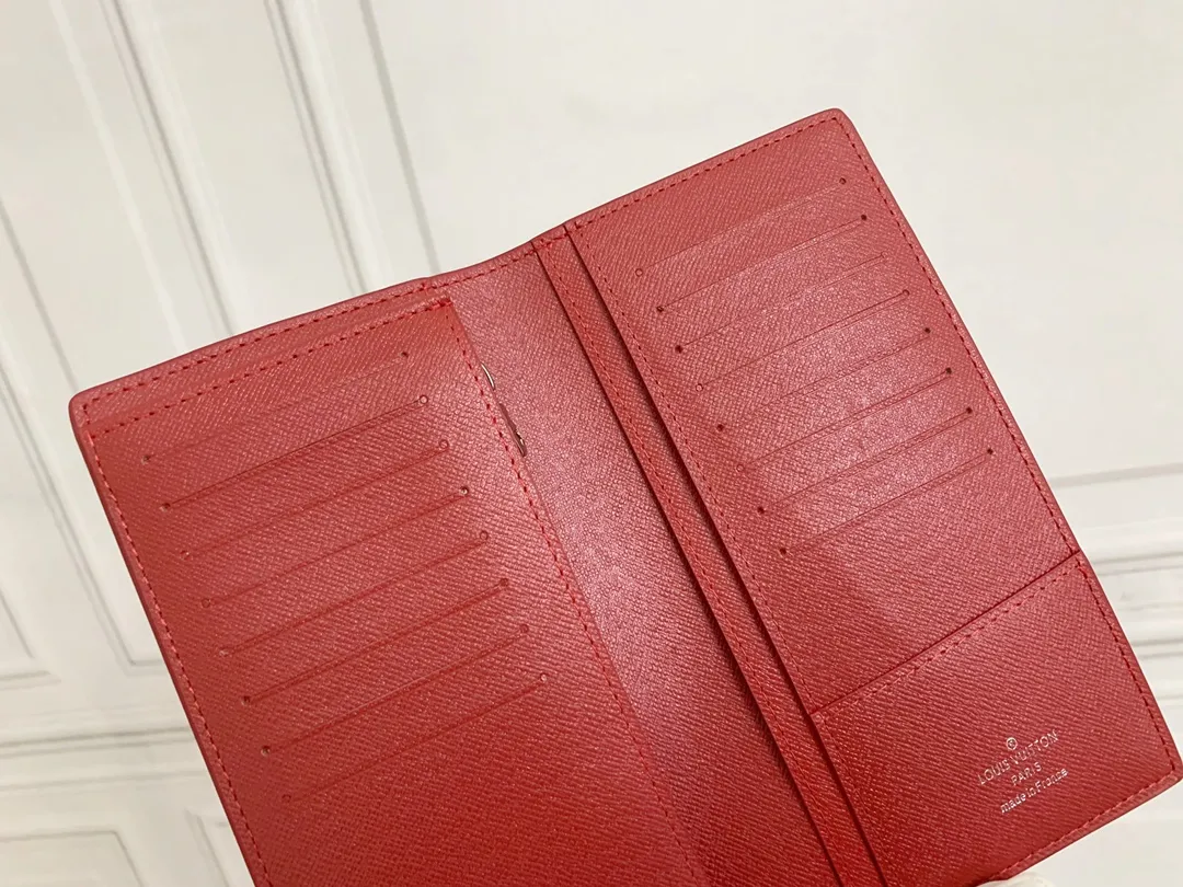 Louis Vuitton x Supreme Zippy Wallet M67540 - Image 8