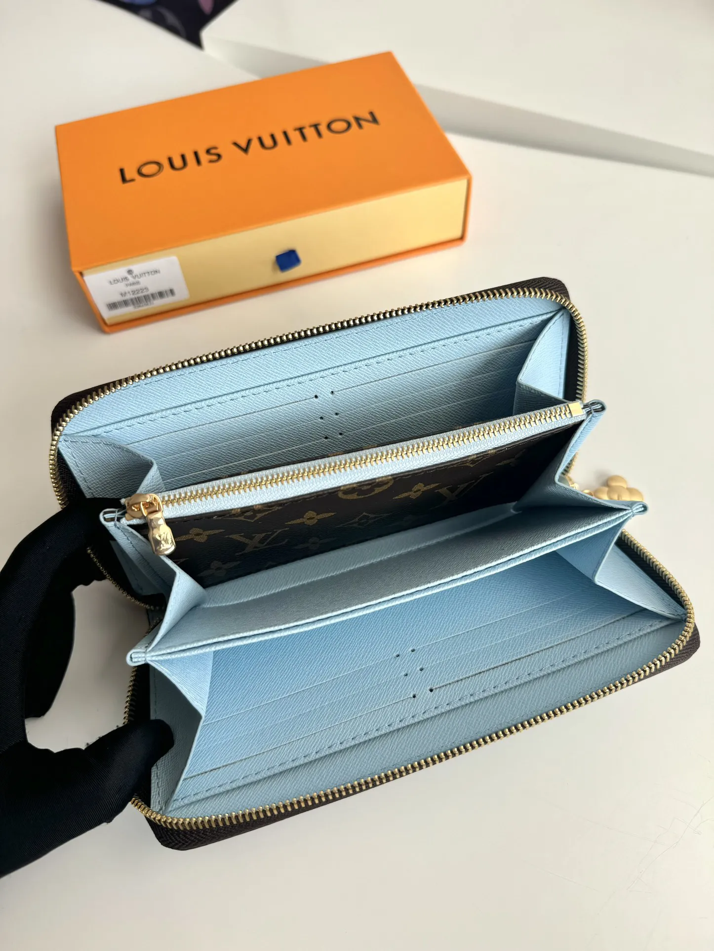 Louis Vuitton Zippy Wallet M12223 - 图片 9
