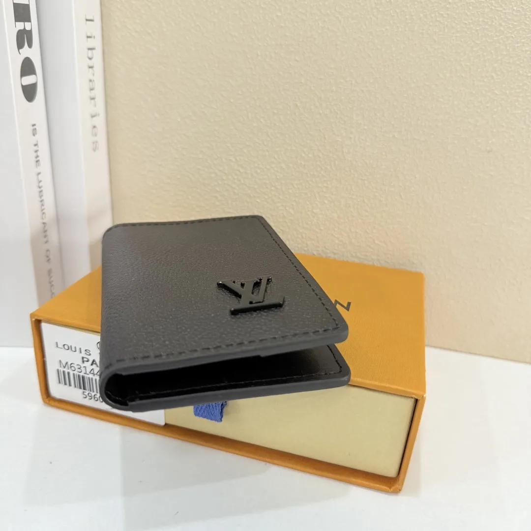 Louis Vuitton Pocket Organizer M69979 - Image 6