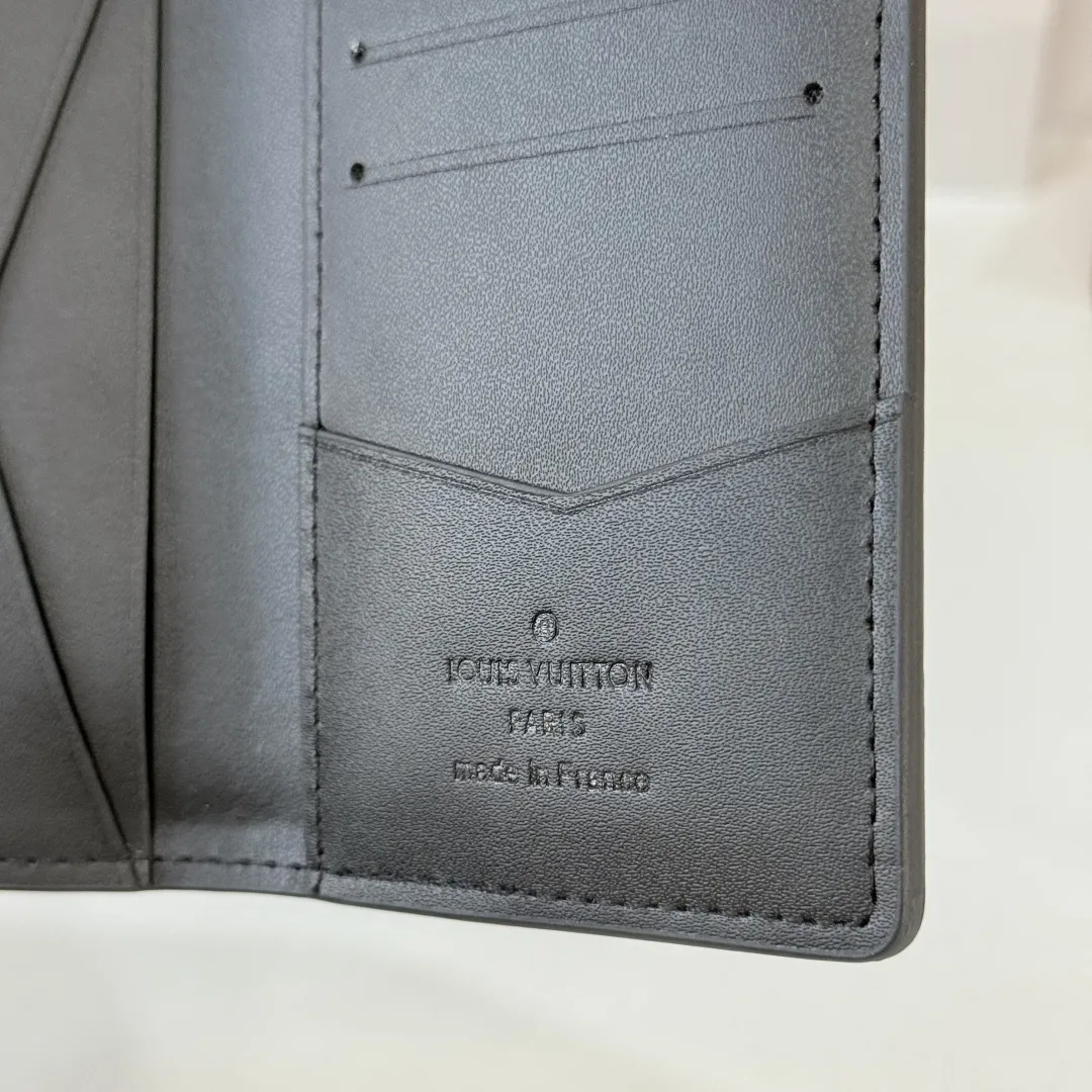 Louis Vuitton Pocket Organizer M69979 - Image 9