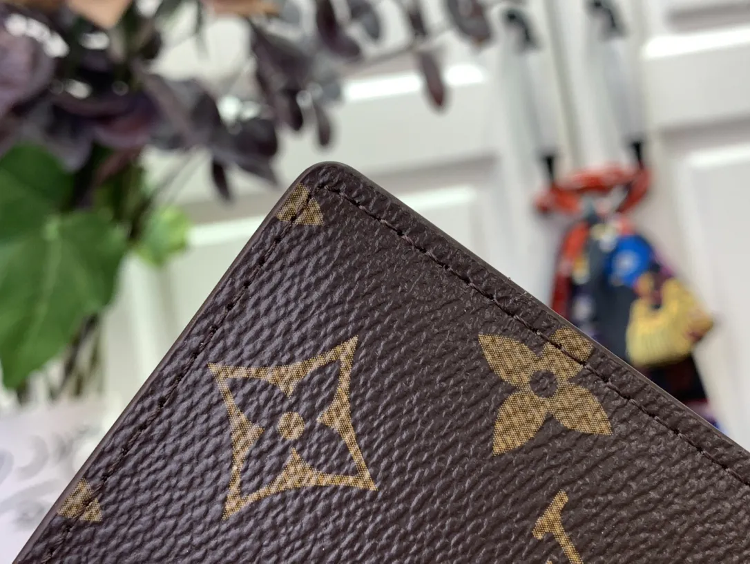 Louis Vuitton Pocket Organizer M12831 - Image 9