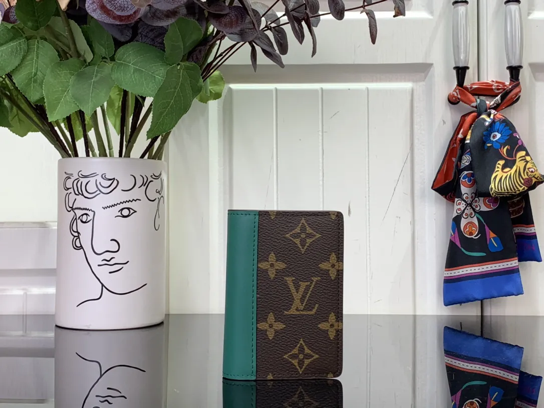 Louis Vuitton Pocket Organizer M12829 - 图片 3