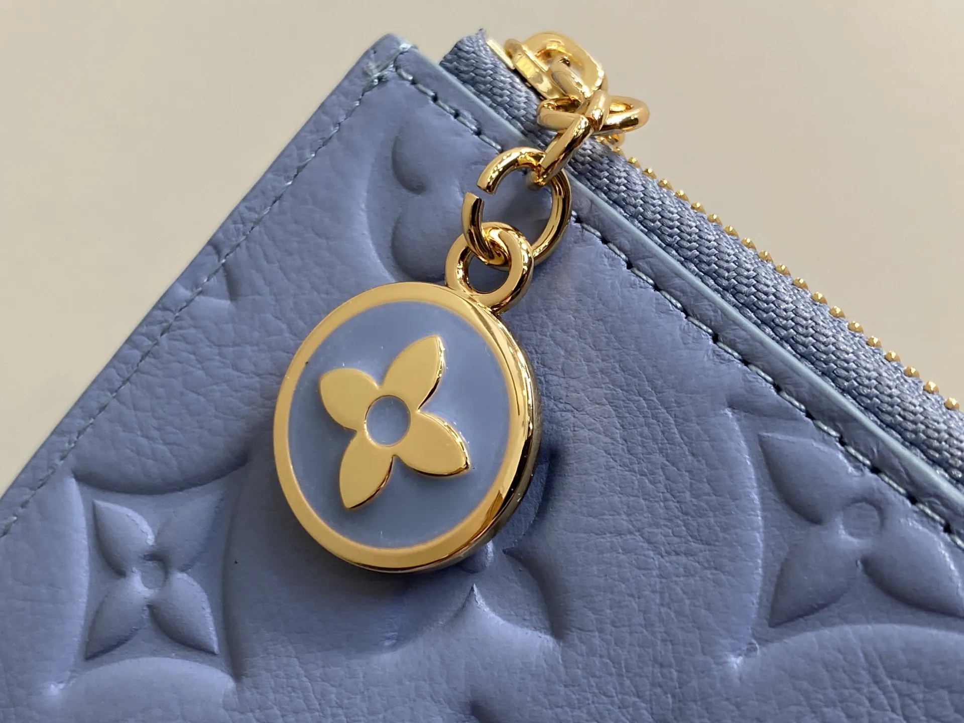 Louis Vuitton Lisa Wallet M14654 - Image 7