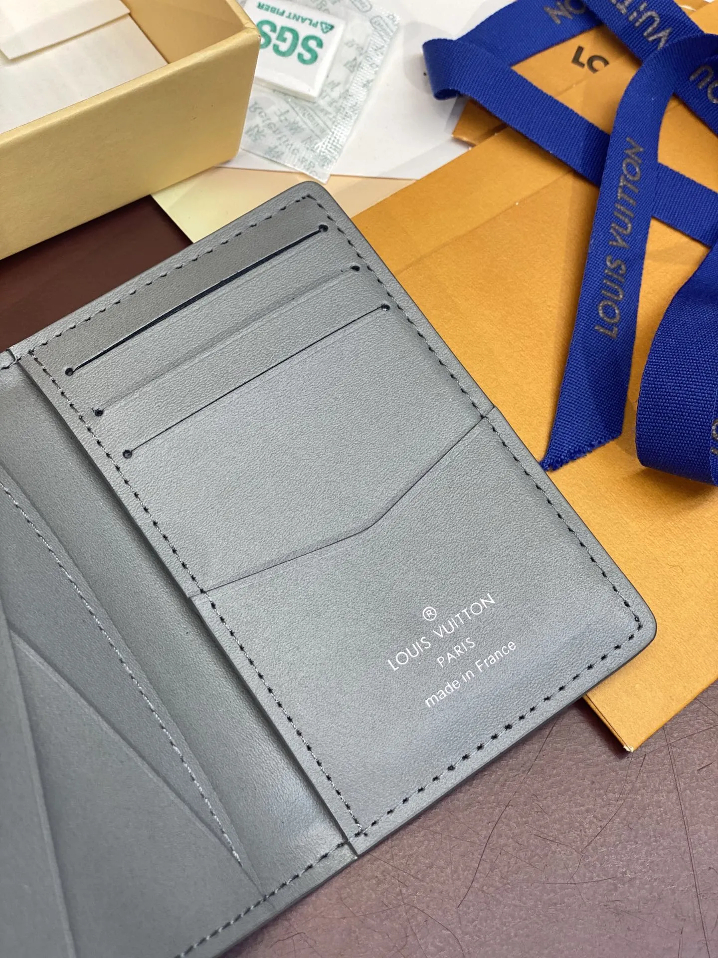 Louis Vuitton Pocket Organizer M81382 - Image 6