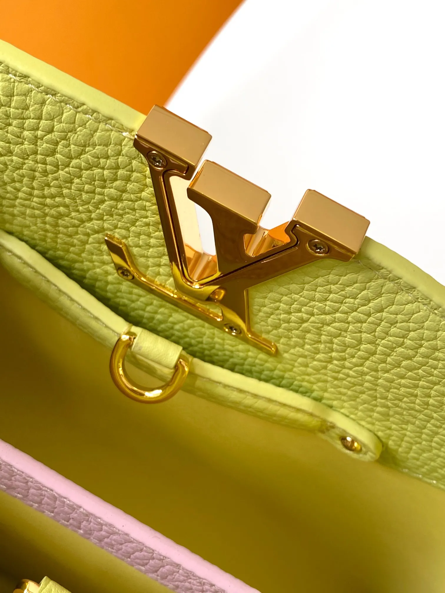 Louis Vuitton Capucines Mini M24683 - Image 9
