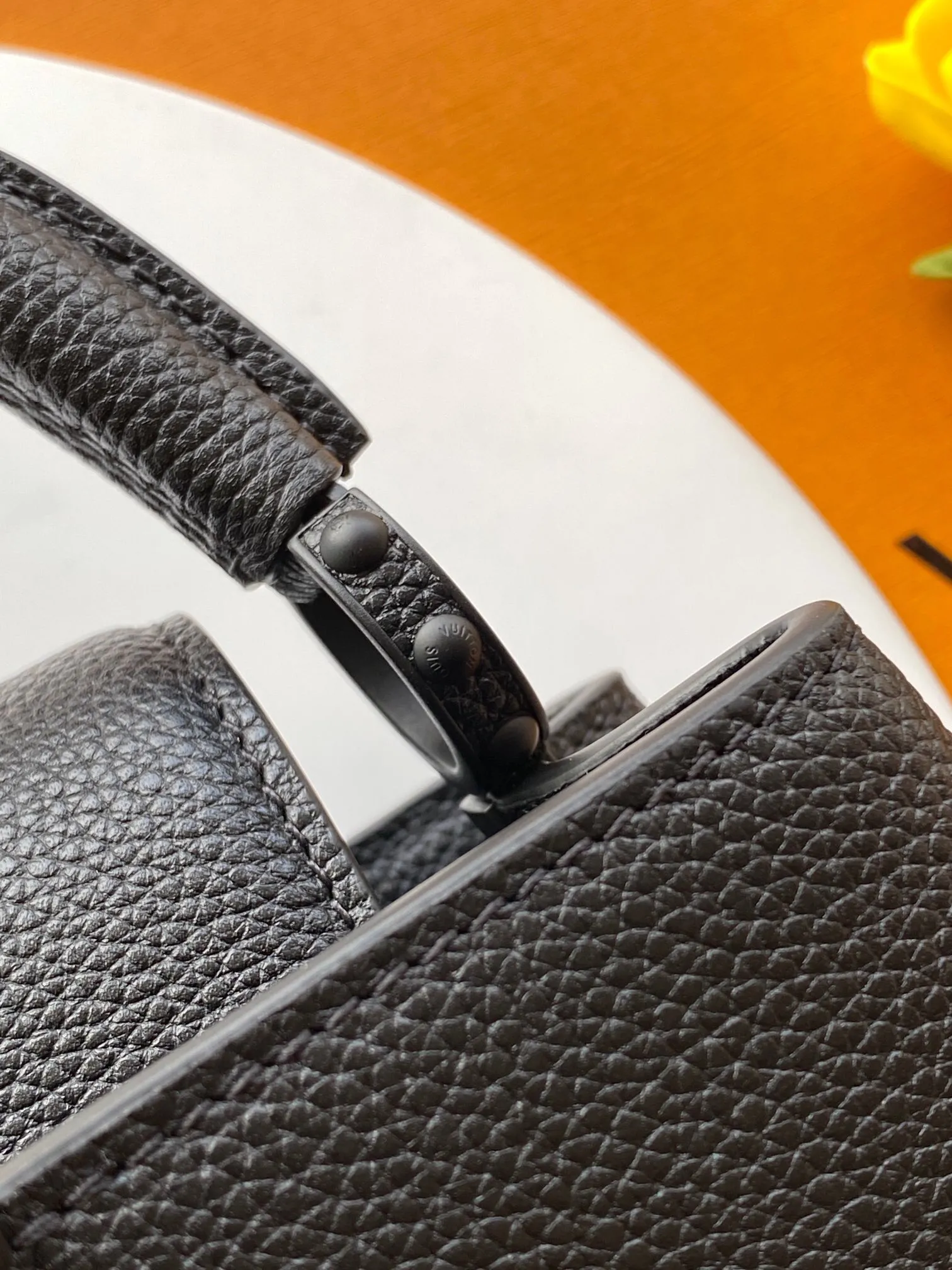 Alternative view of Louis Vuitton Capucines East-West Mini M23955