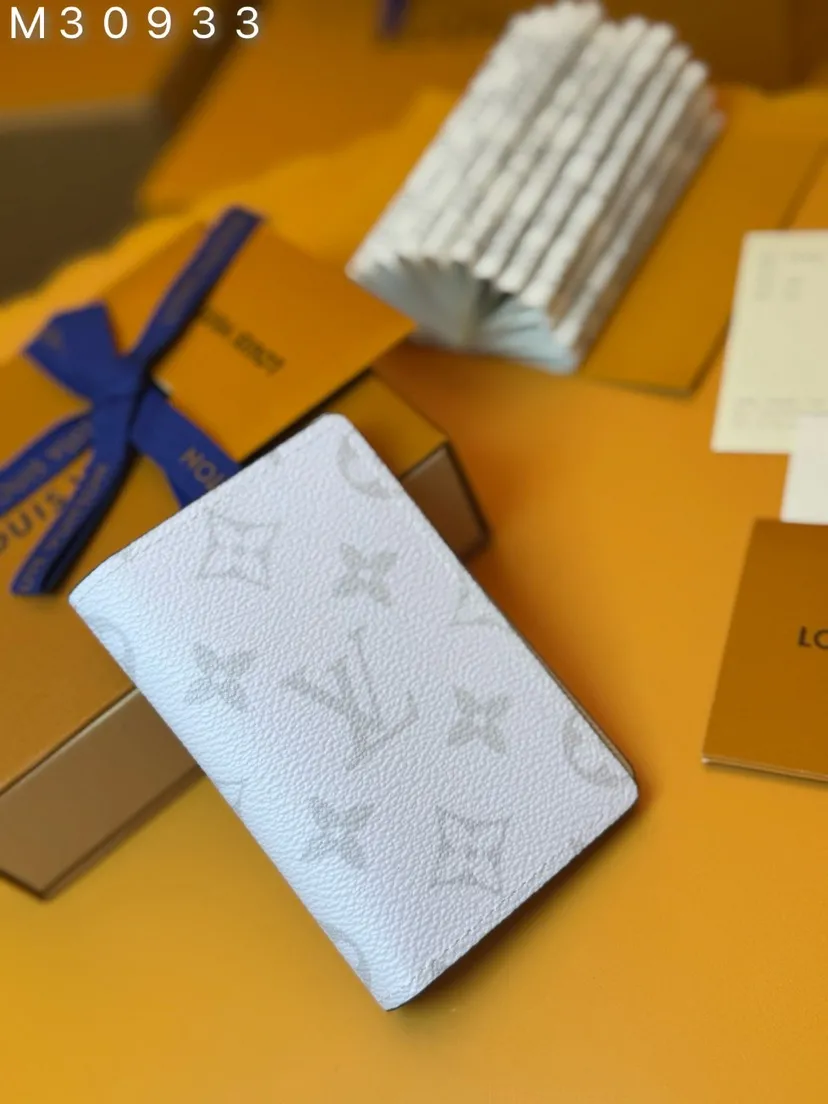 Louis Vuitton Pocket Organizer M30933 - 图片 4