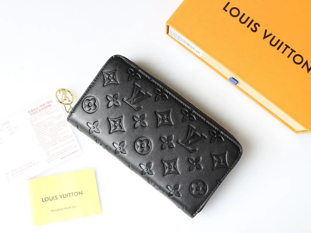 Alternative view of Louis Vuitton Zippy Wallet M81510