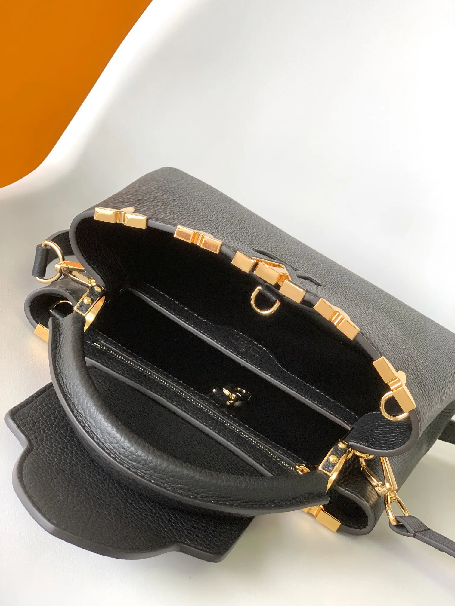 Louis Vuitton Capucines MM M54663 - 图片 7