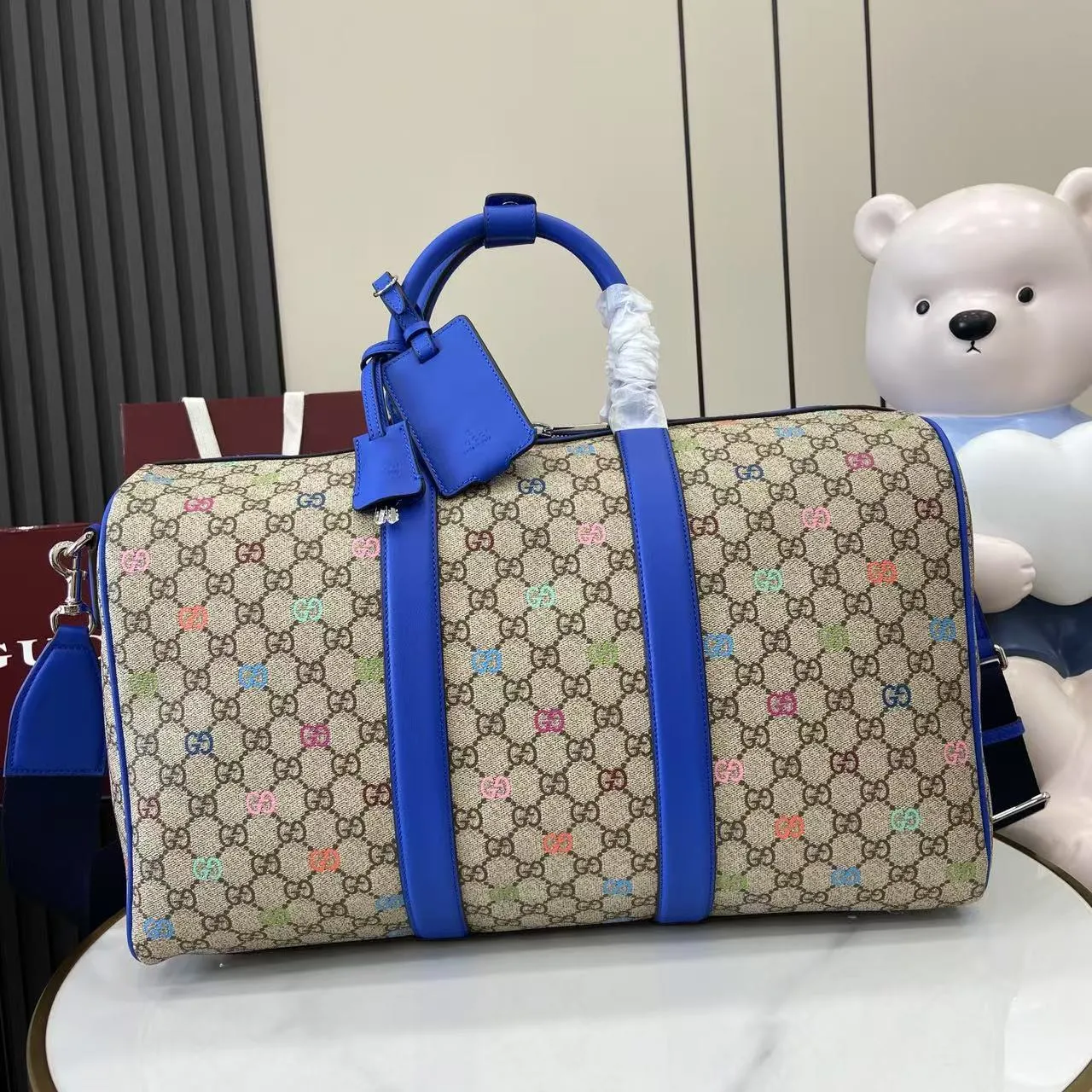Alternative view of Gucci GG multicolor medium duffle bag 792074
