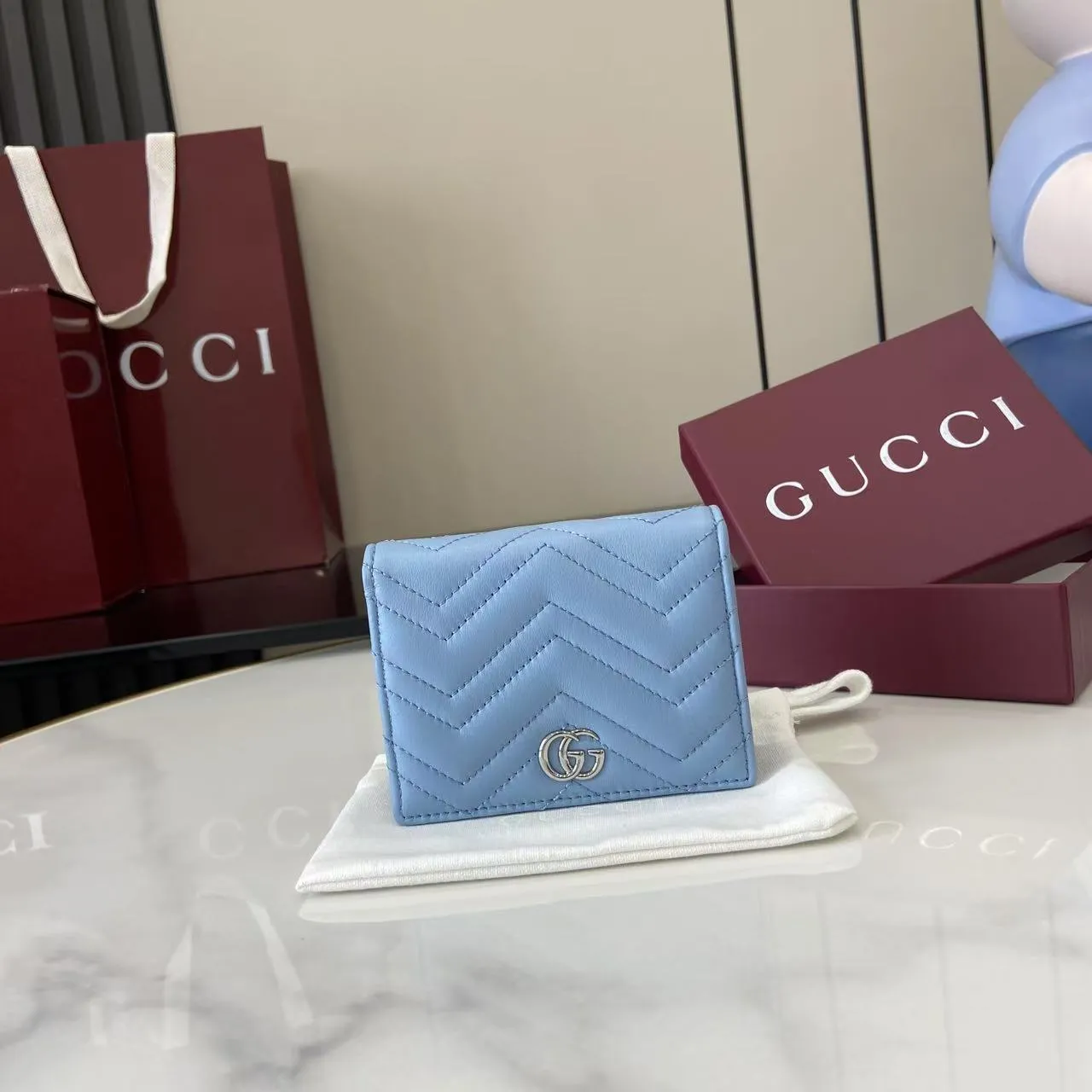 Alternative view of Gucci GG Marmont small wallet 466492